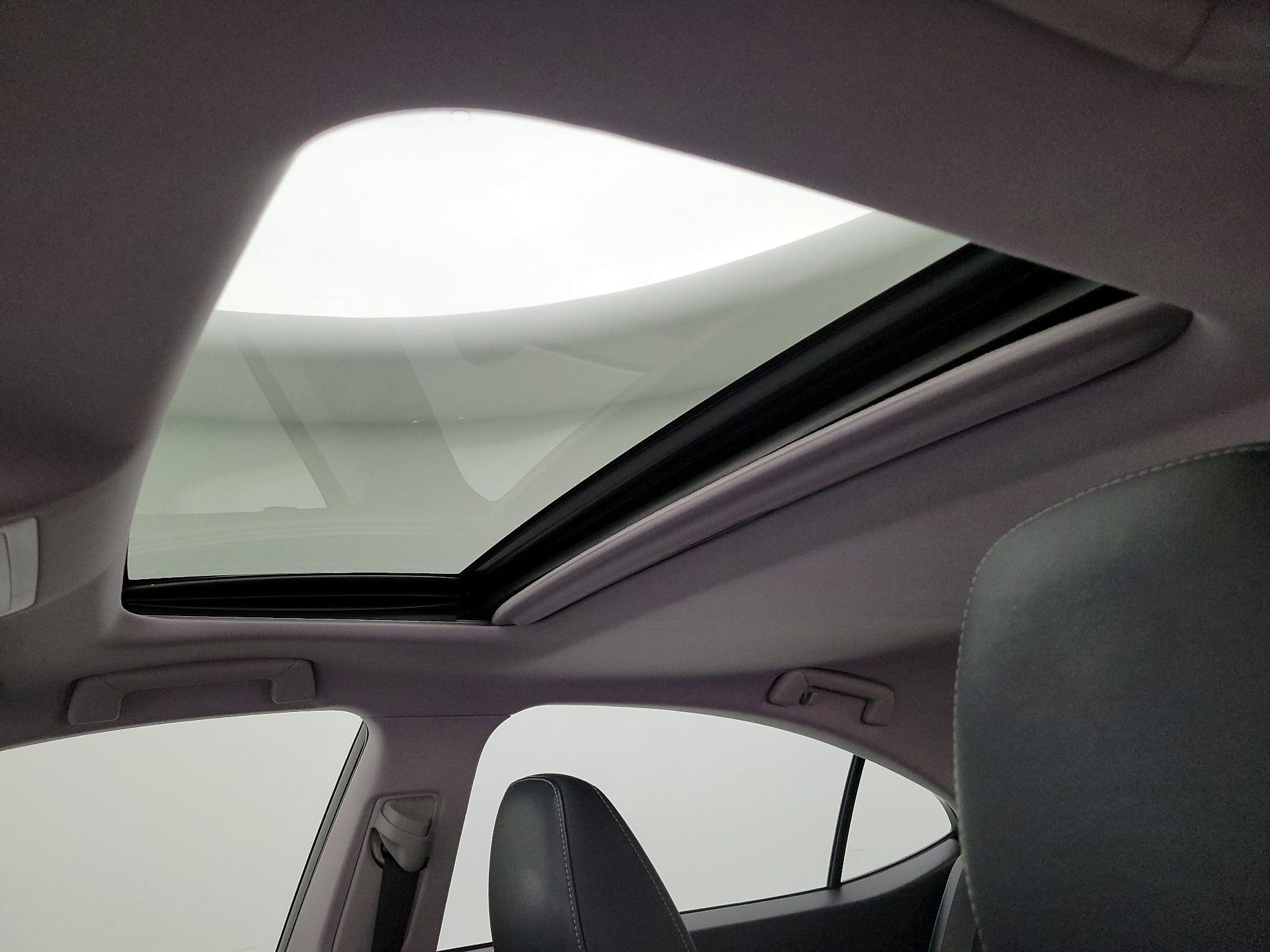 Thumbnail: 2016 Lexus ES - 20