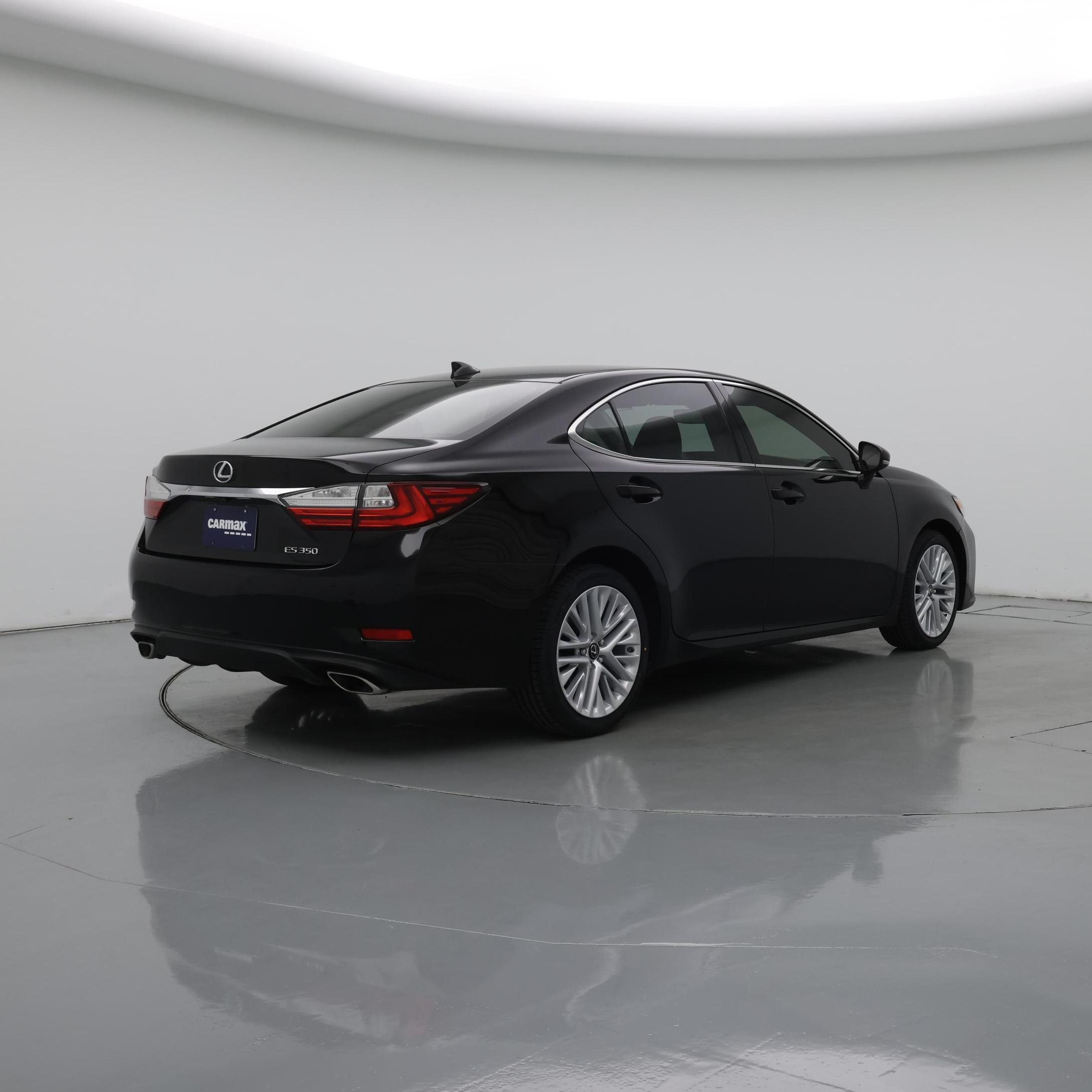 Thumbnail: 2016 Lexus ES - 8