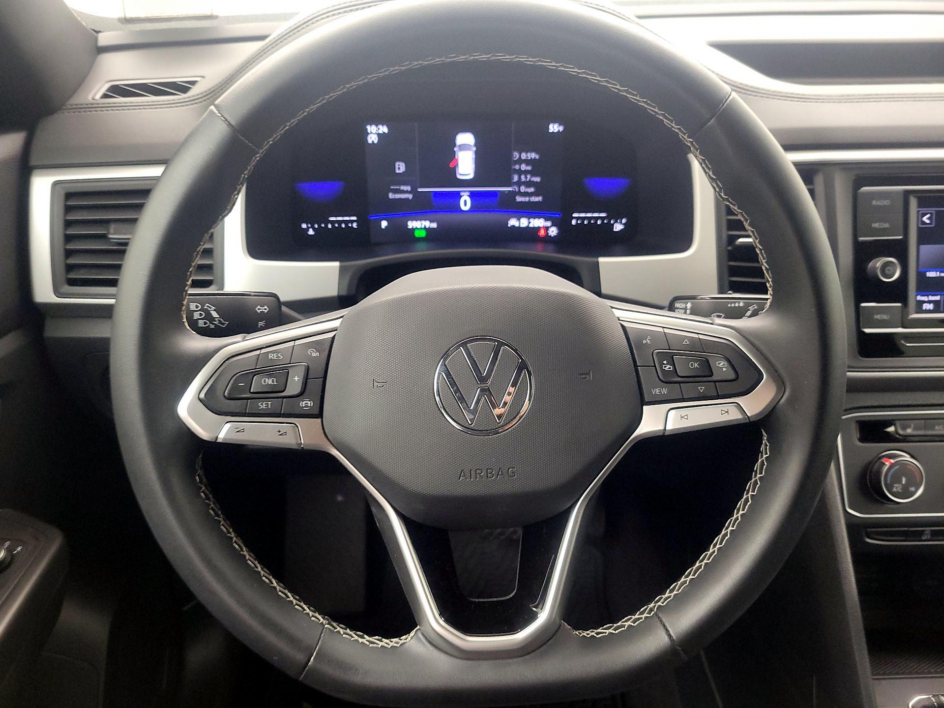 Thumbnail: 2022 Volkswagen Atlas - 10