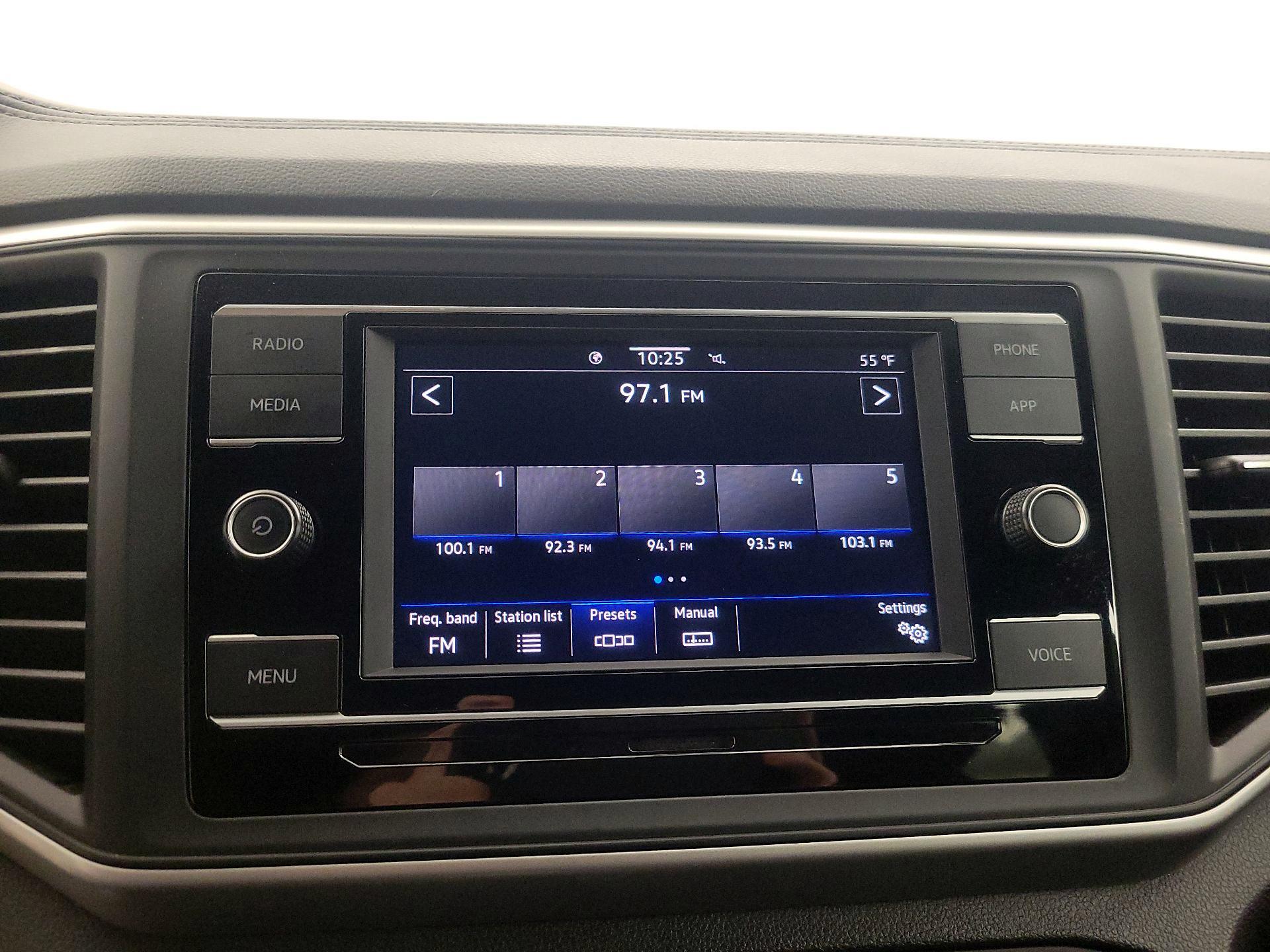 Thumbnail: 2022 Volkswagen Atlas - 15