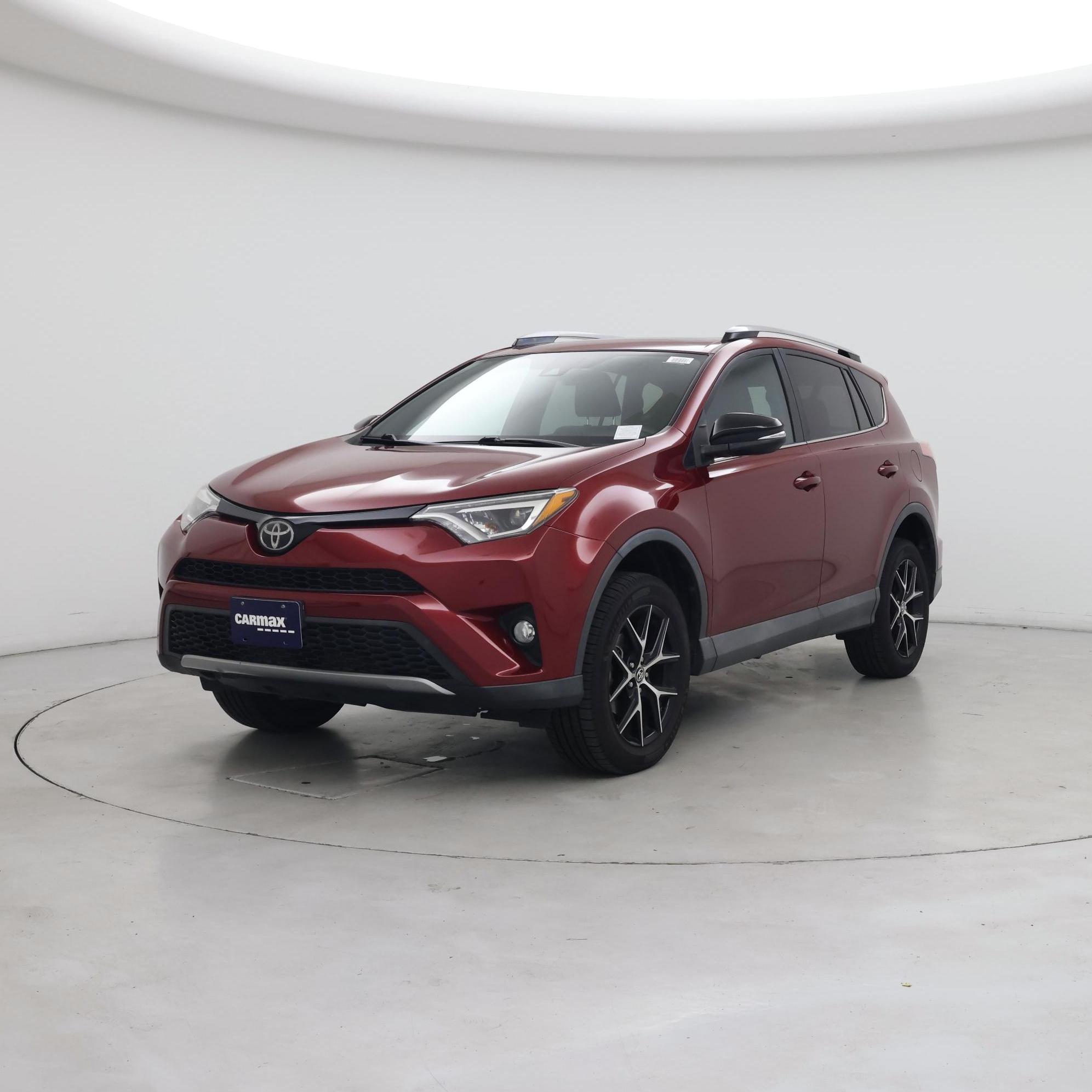 Thumbnail: 2018 Toyota RAV4 - 4