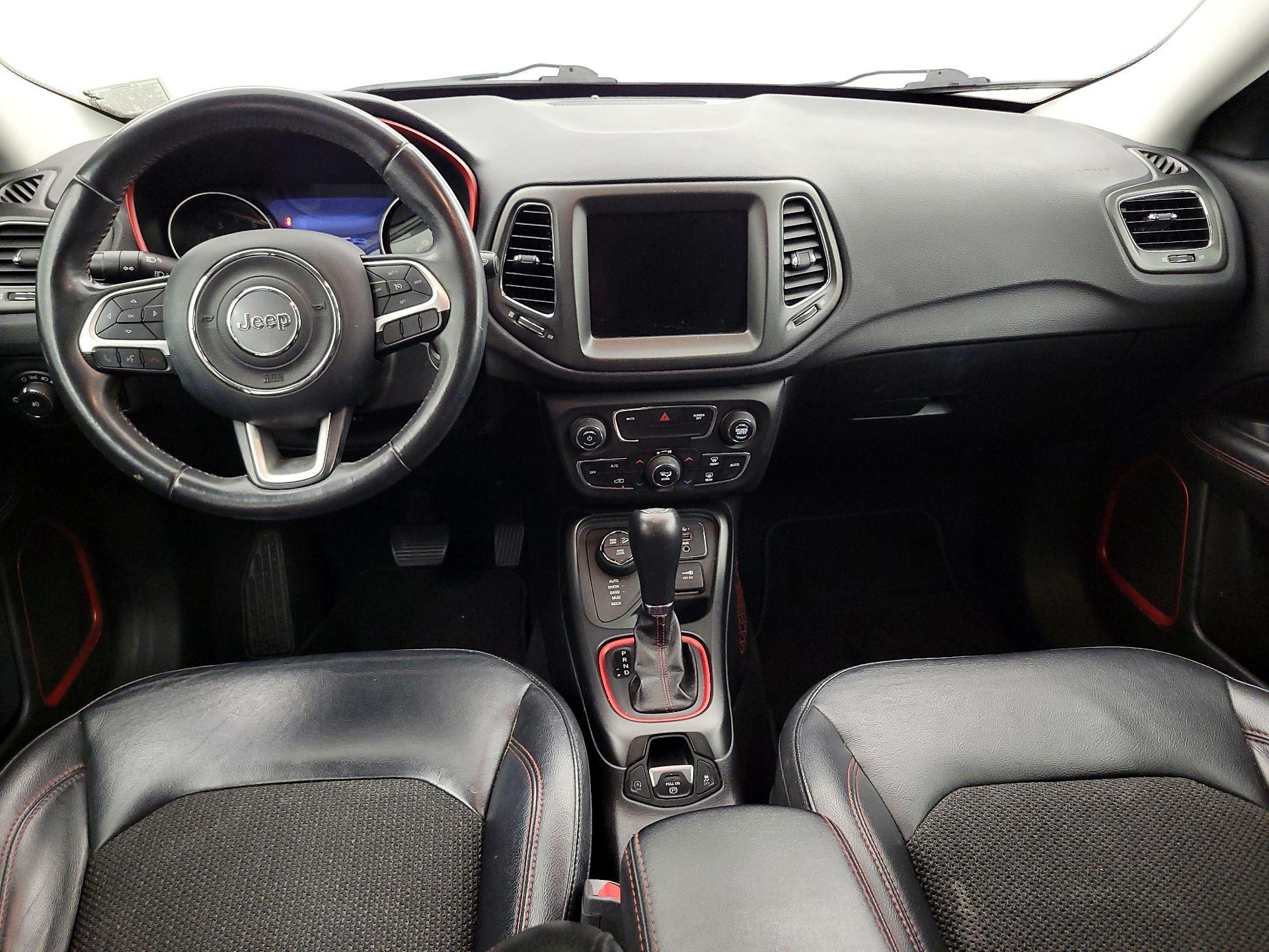 Thumbnail: 2019 Jeep Compass - 9