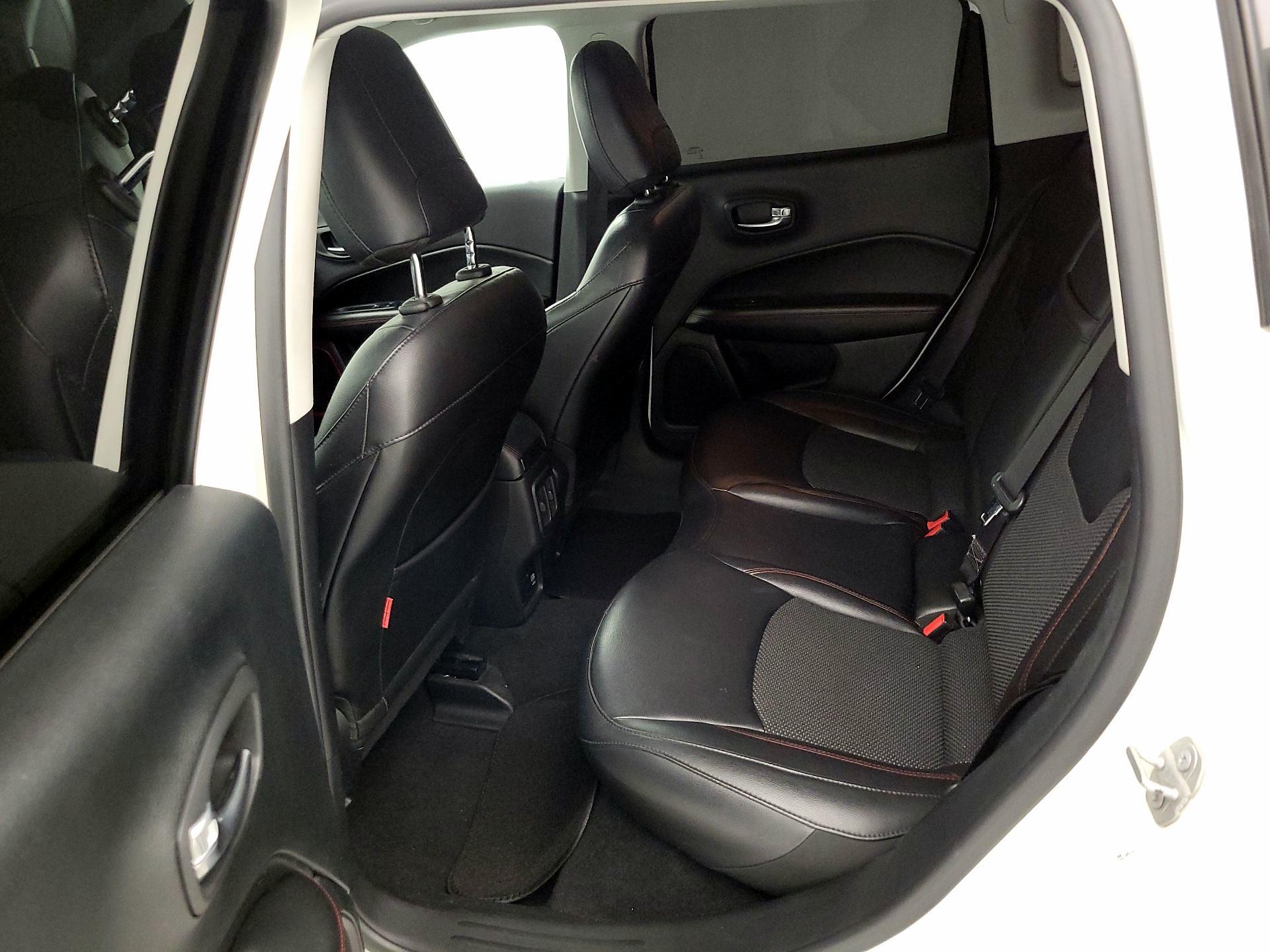 Thumbnail: 2019 Jeep Compass - 18