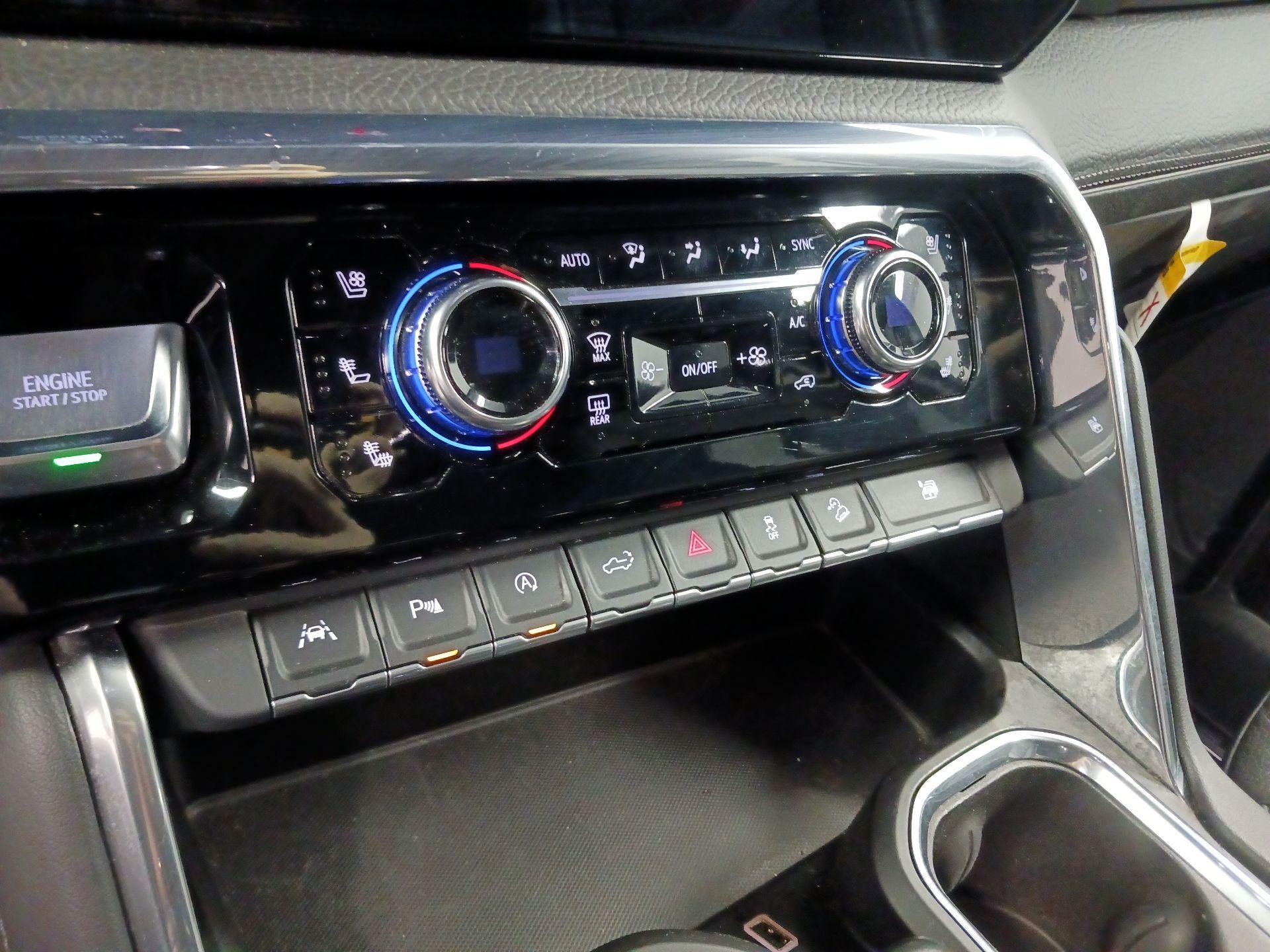 Thumbnail: 2024 GMC Sierra 1500 - 12