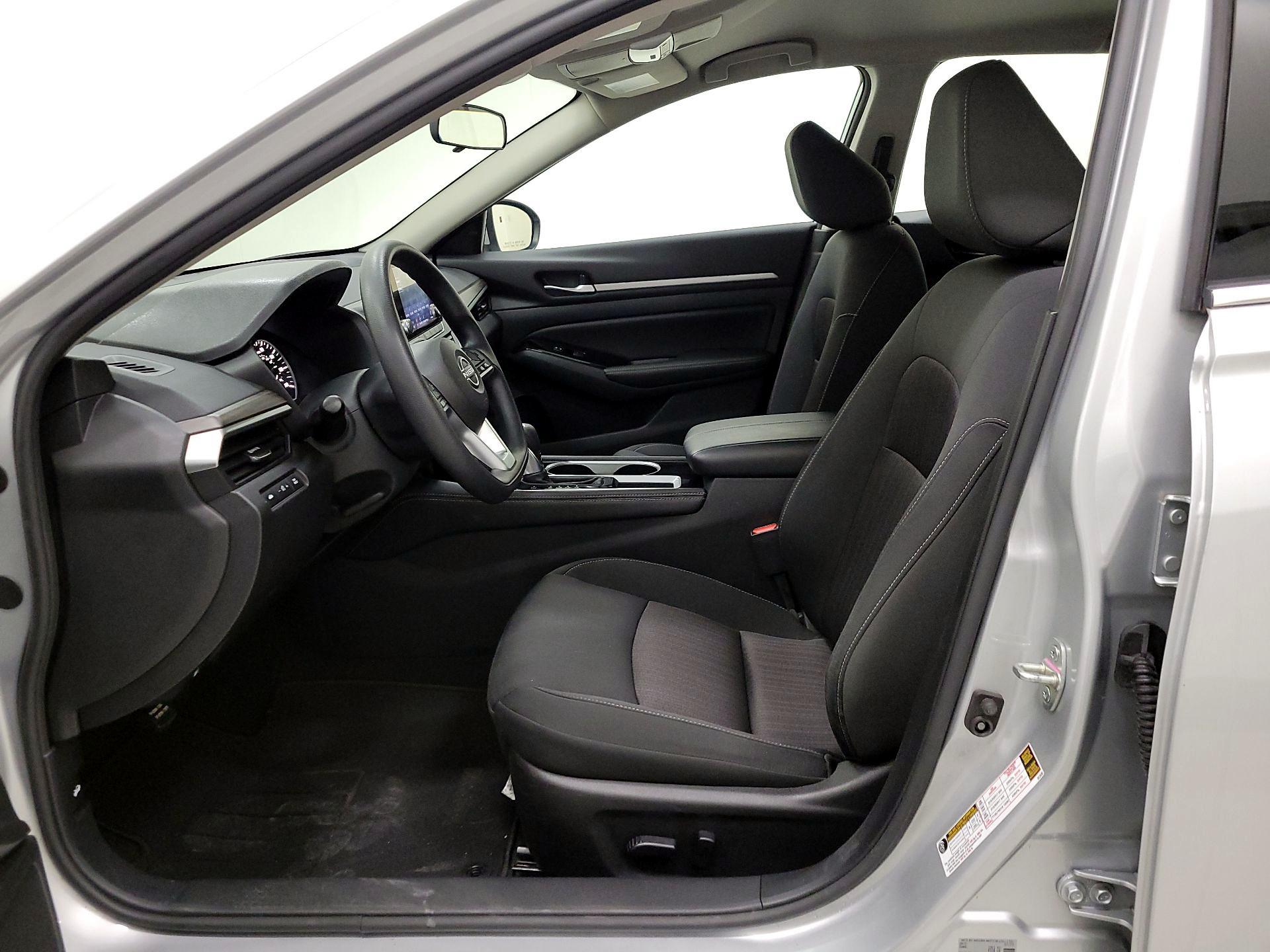 Thumbnail: 2023 Nissan Altima - 11