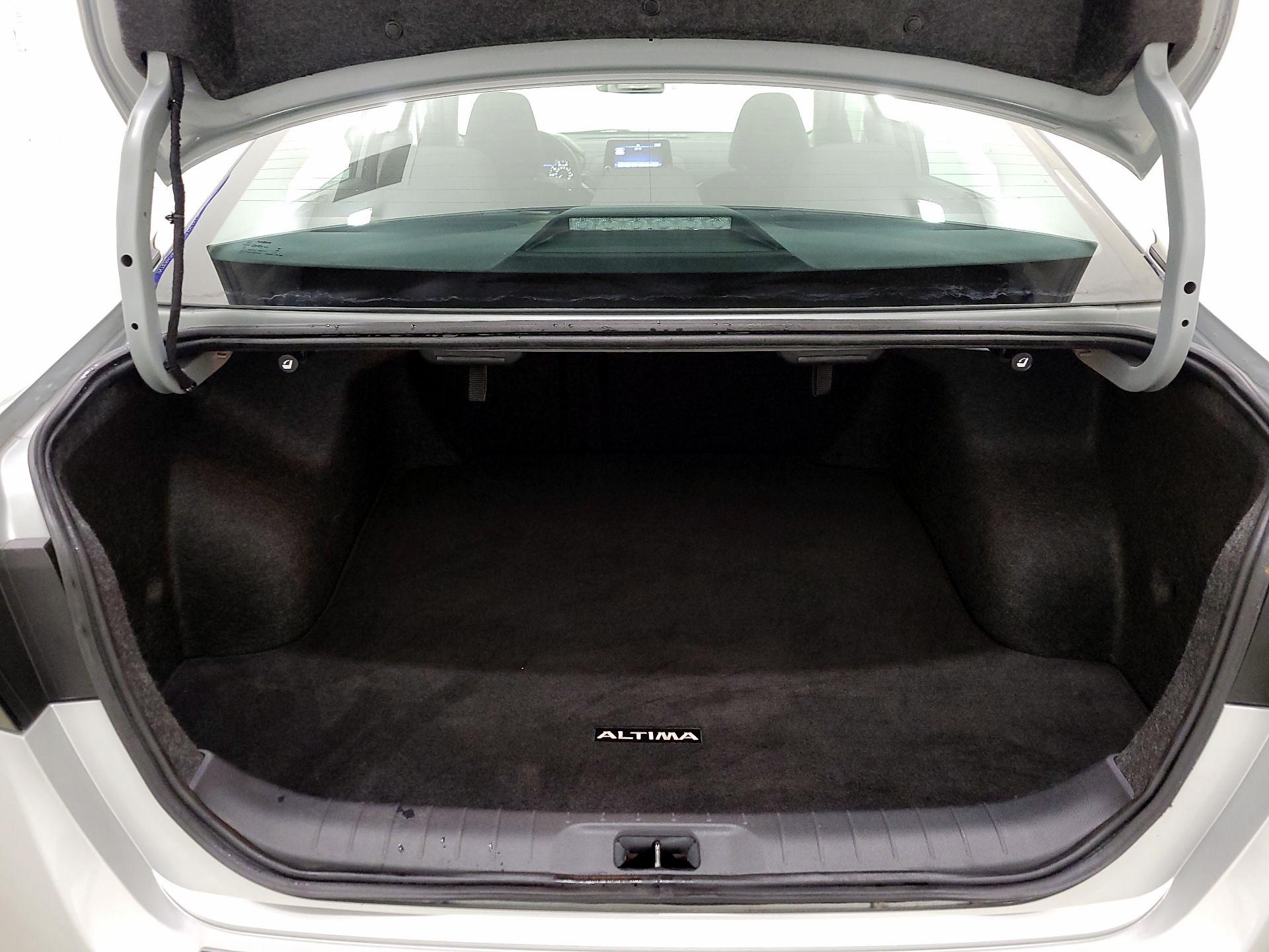 Thumbnail: 2023 Nissan Altima - 20