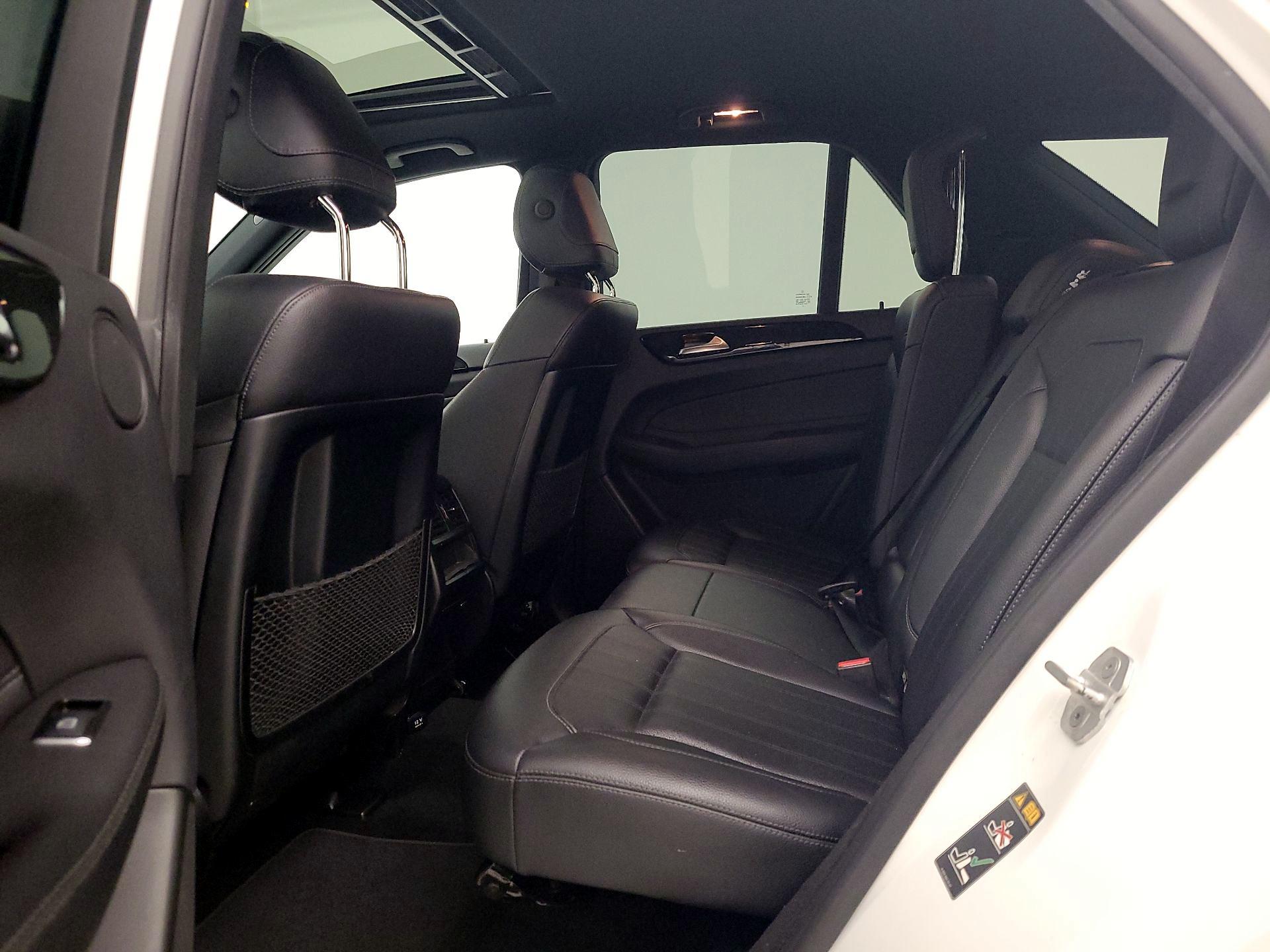 Thumbnail: 2017 Mercedes-Benz GLE - 20