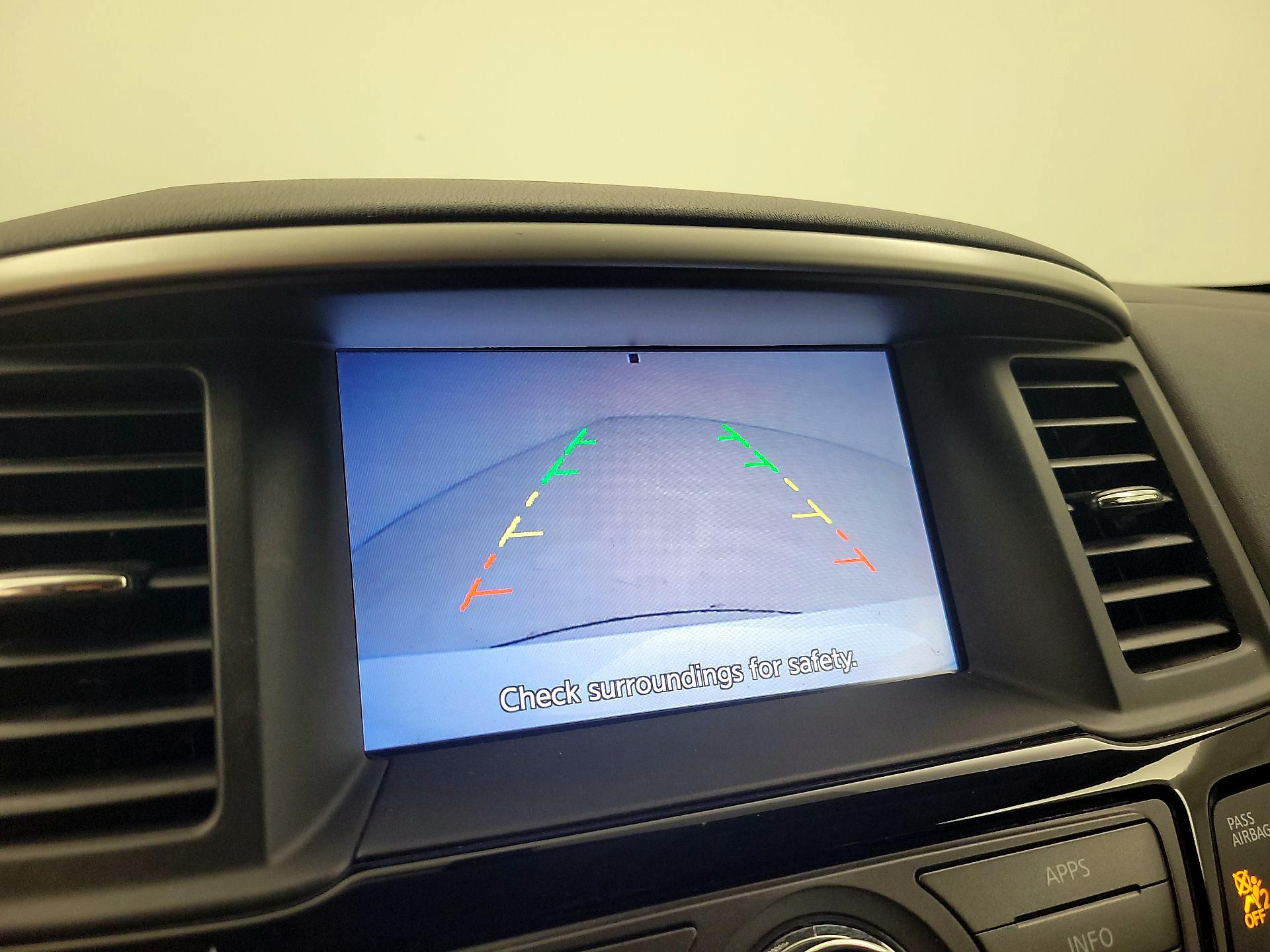 Thumbnail: 2017 Nissan Pathfinder - 14