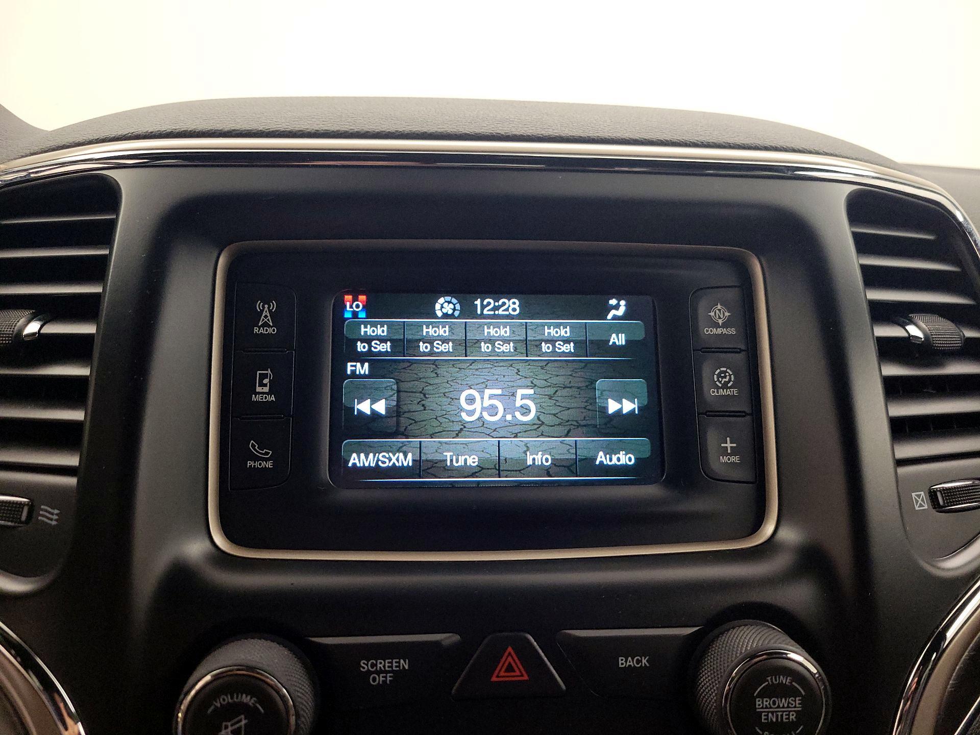 Thumbnail: 2015 Jeep Grand Cherokee - 15