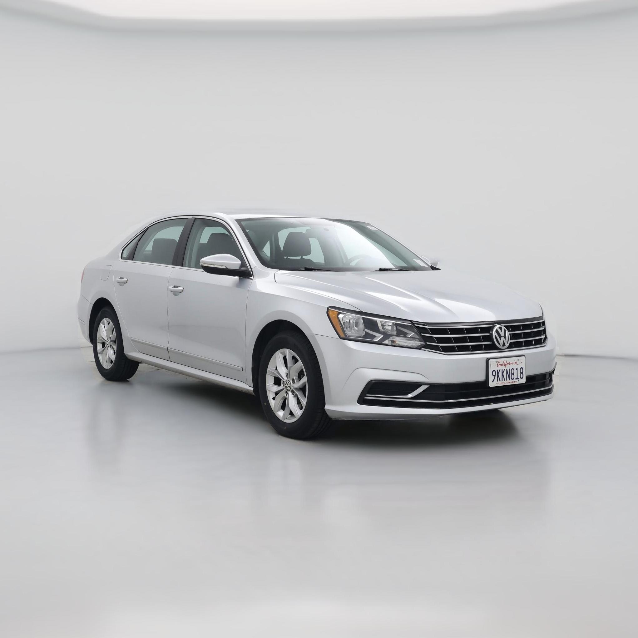 Thumbnail: 2016 Volkswagen Passat - 1