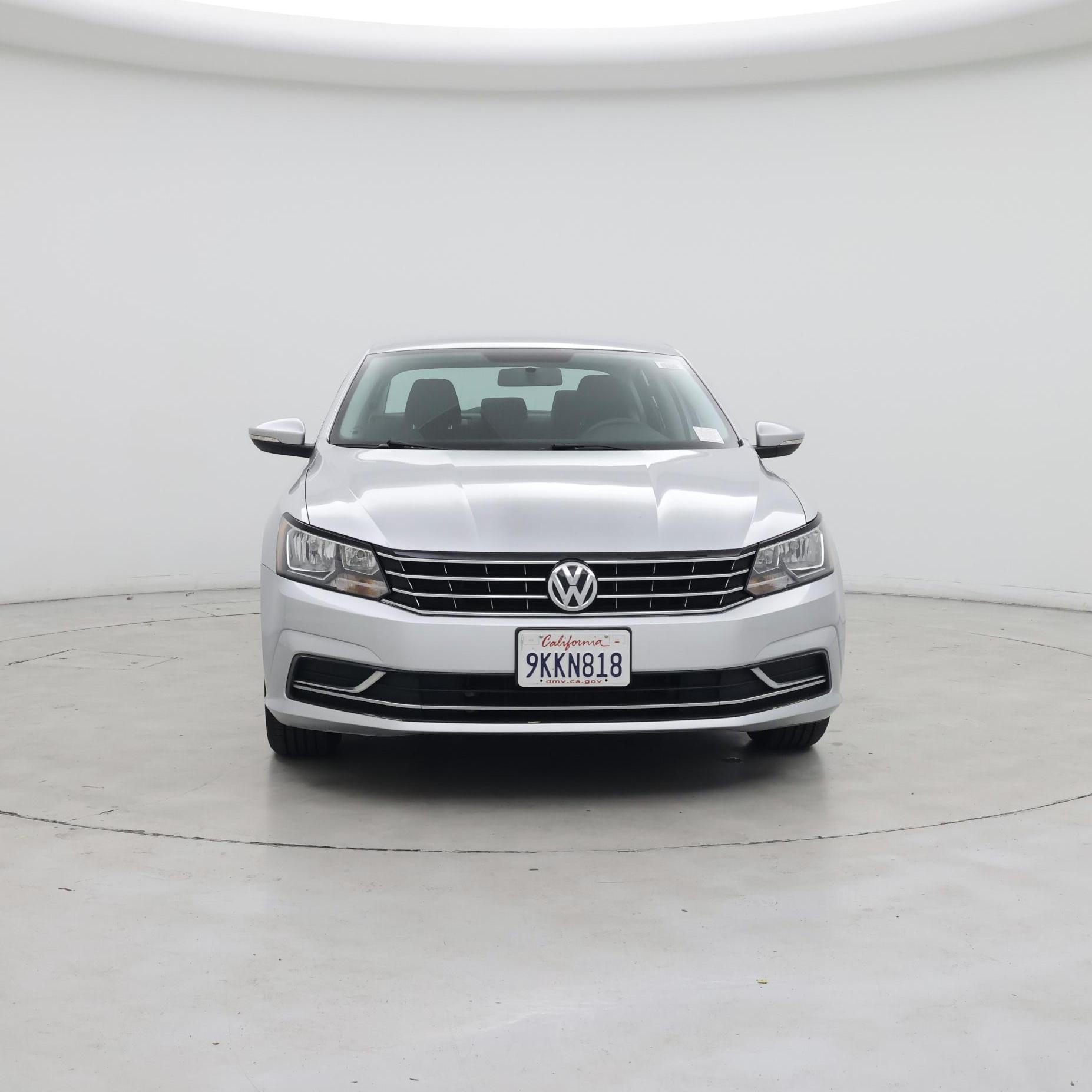 Thumbnail: 2016 Volkswagen Passat - 5