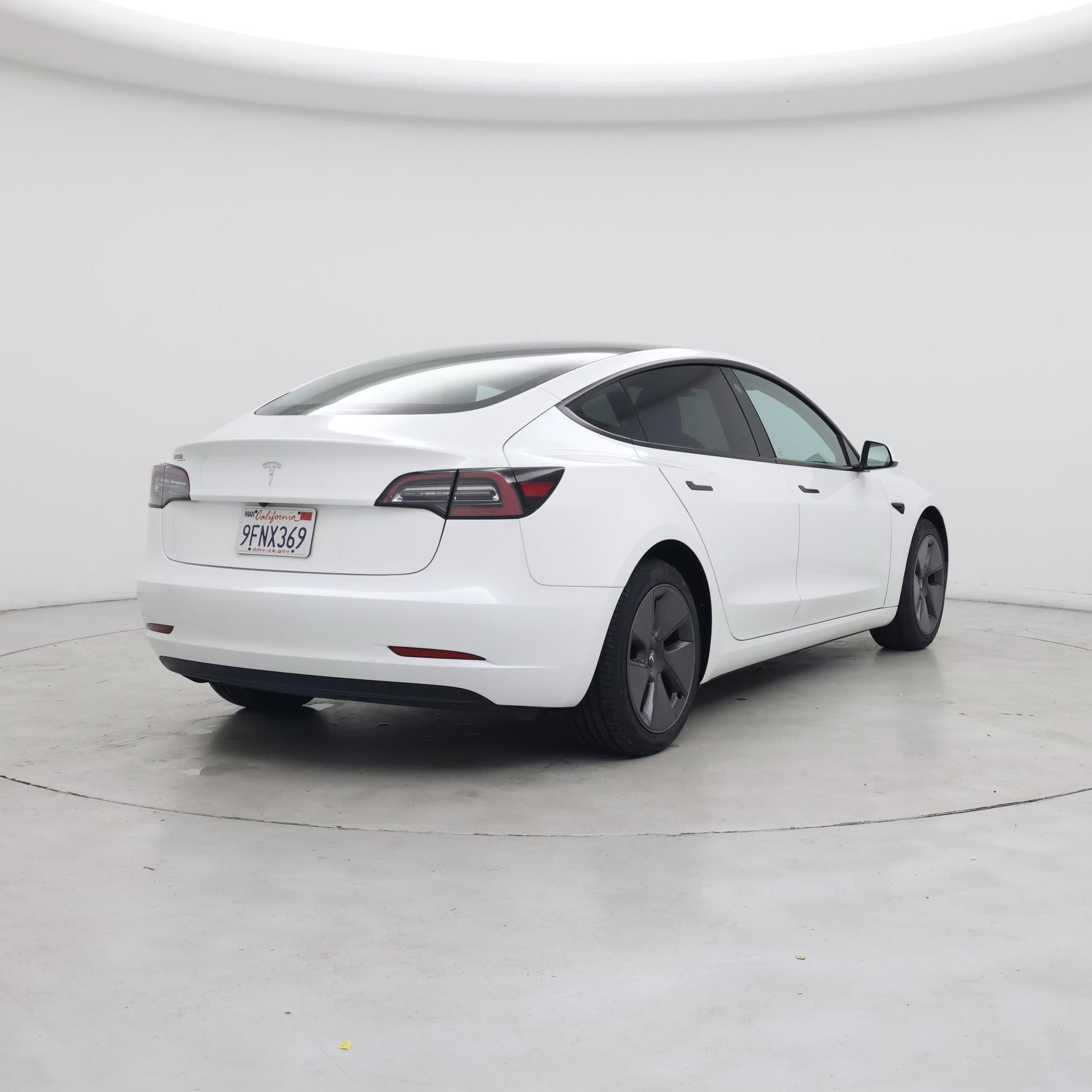 Thumbnail: 2023 Tesla Model 3 - 8