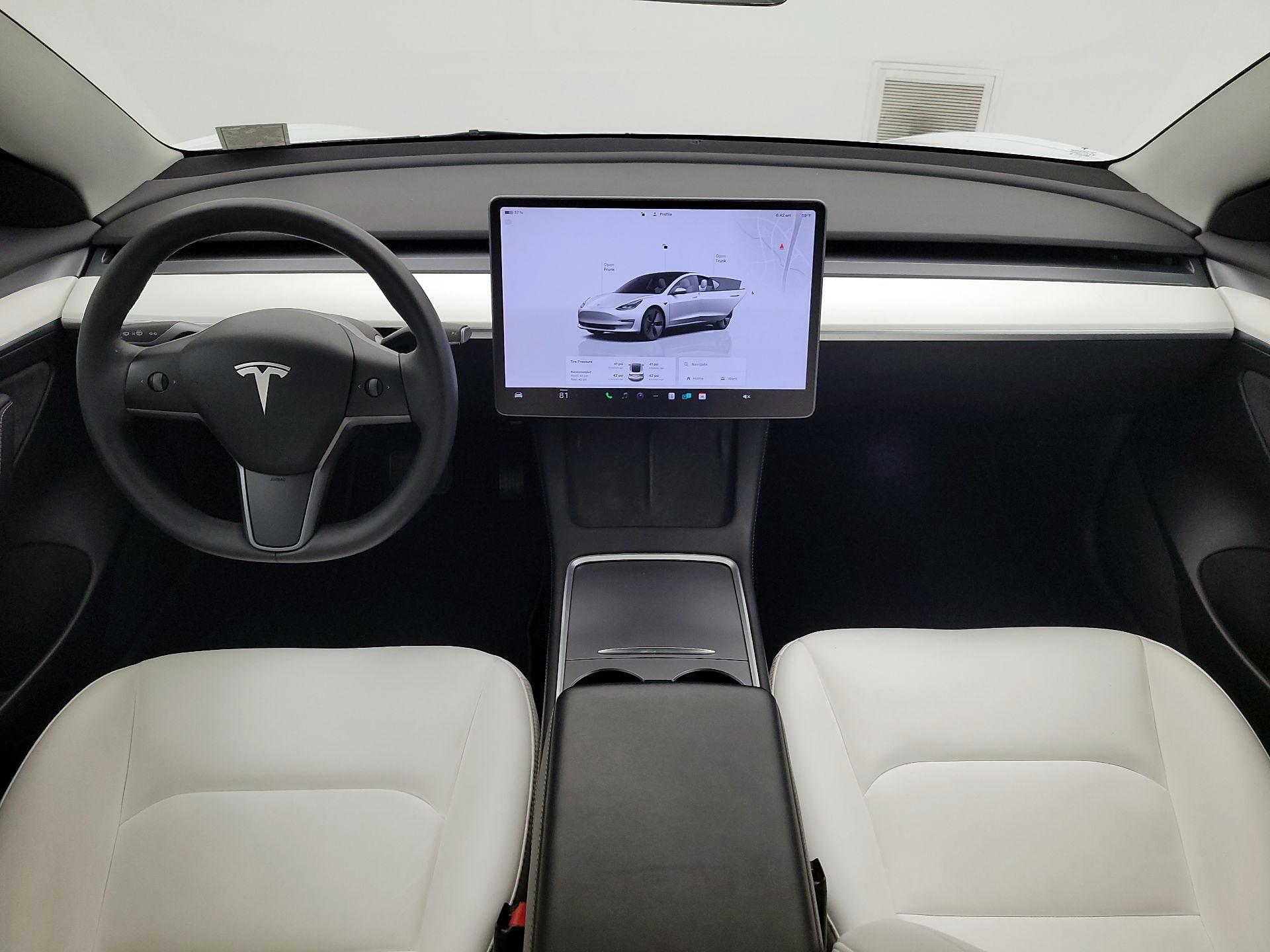 Thumbnail: 2022 Tesla Model 3 - 9