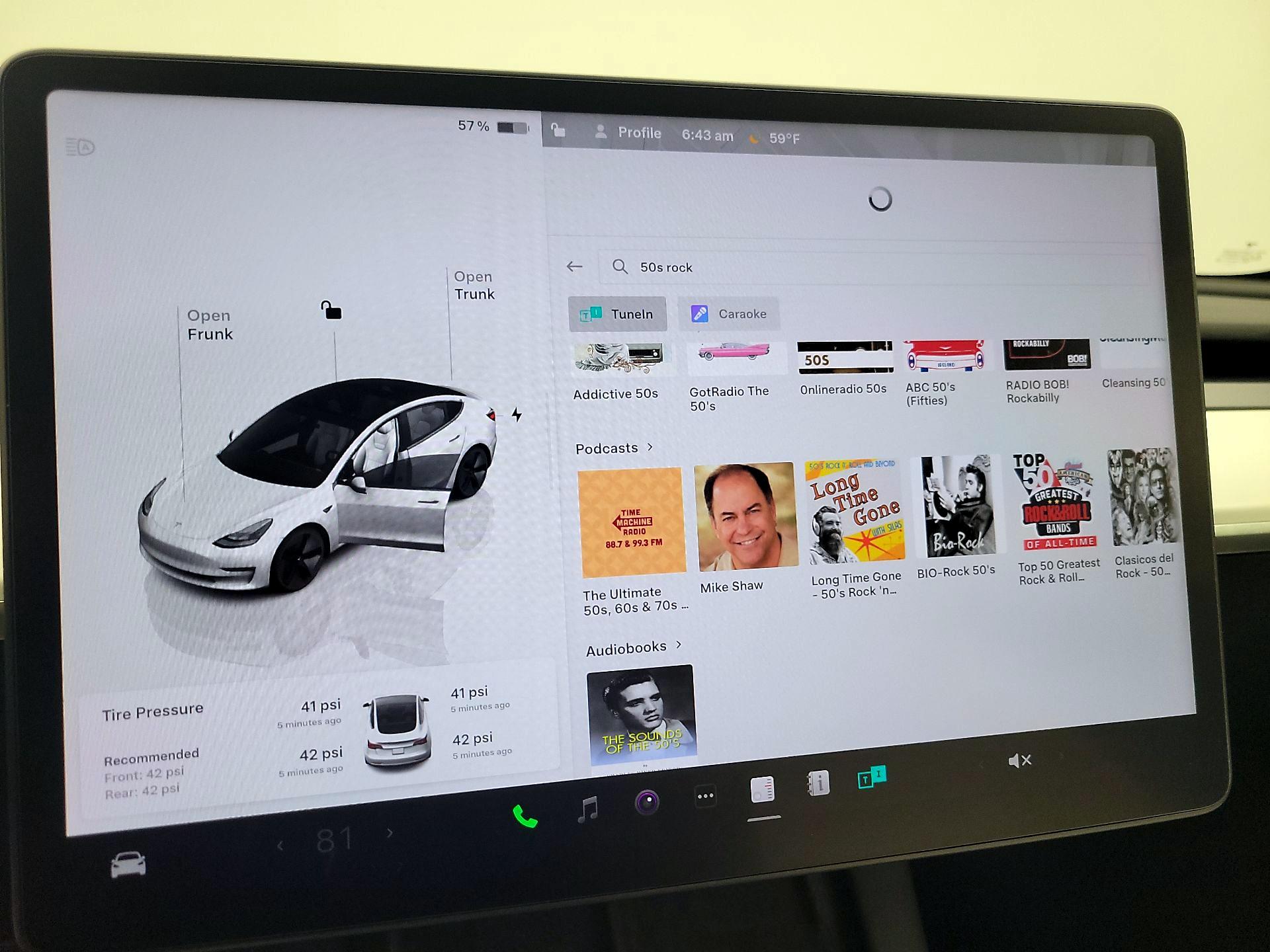 Thumbnail: 2022 Tesla Model 3 - 15