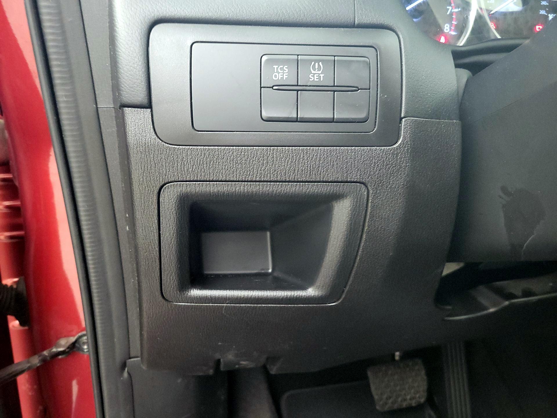 Thumbnail: 2016 Mazda CX-5 - 13