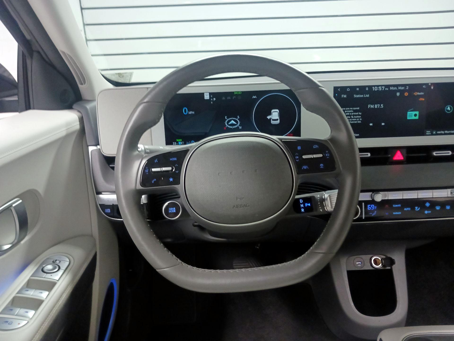 Thumbnail: 2023 Hyundai Ioniq 5 - 10