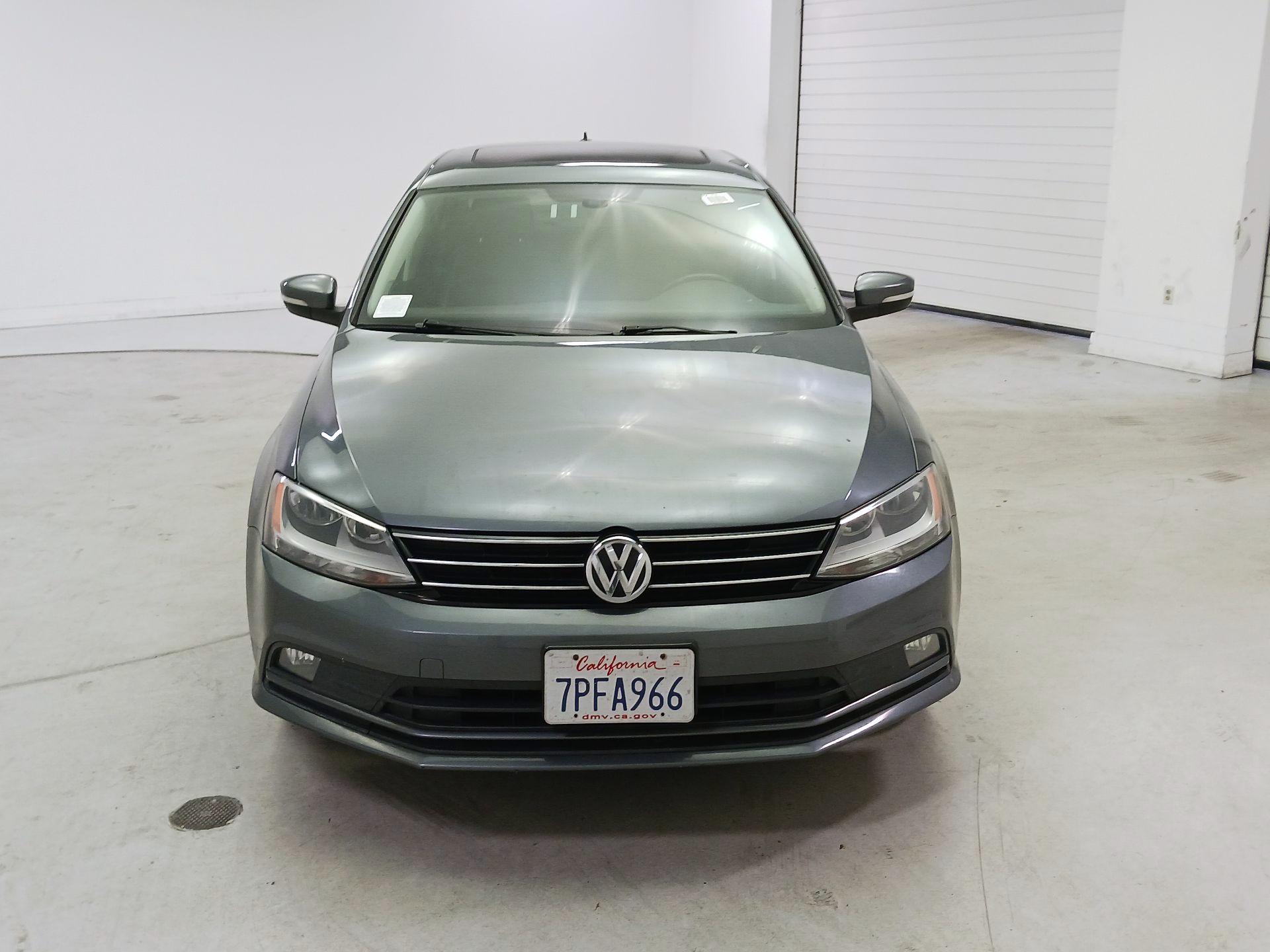 Thumbnail: 2016 Volkswagen Jetta - 2