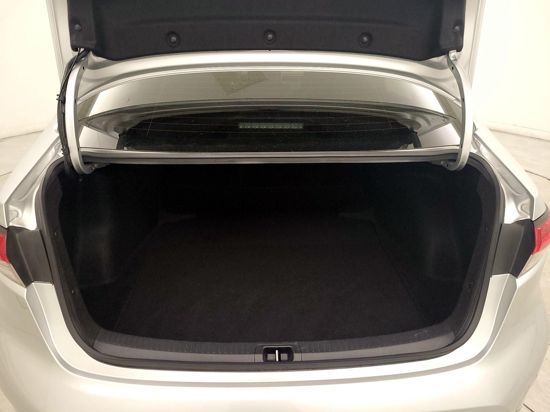 Thumbnail: 2021 Toyota Corolla - 20