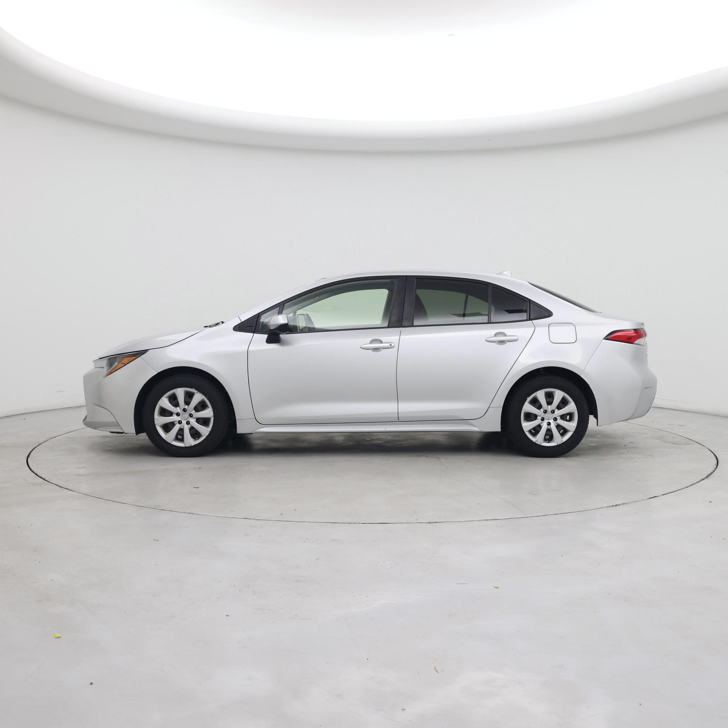 Thumbnail: 2021 Toyota Corolla - 3