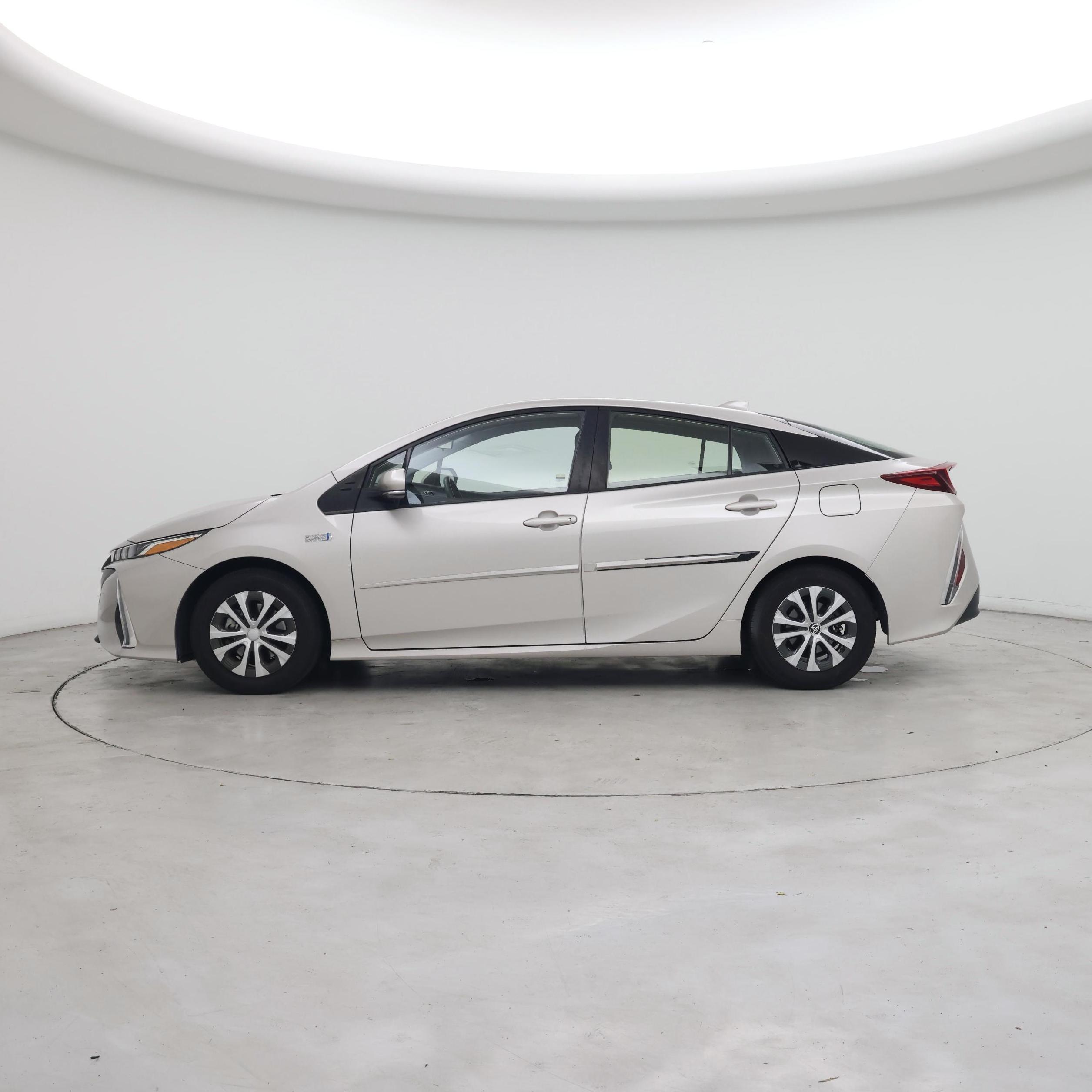Thumbnail: 2021 Toyota Prius Prime - 3