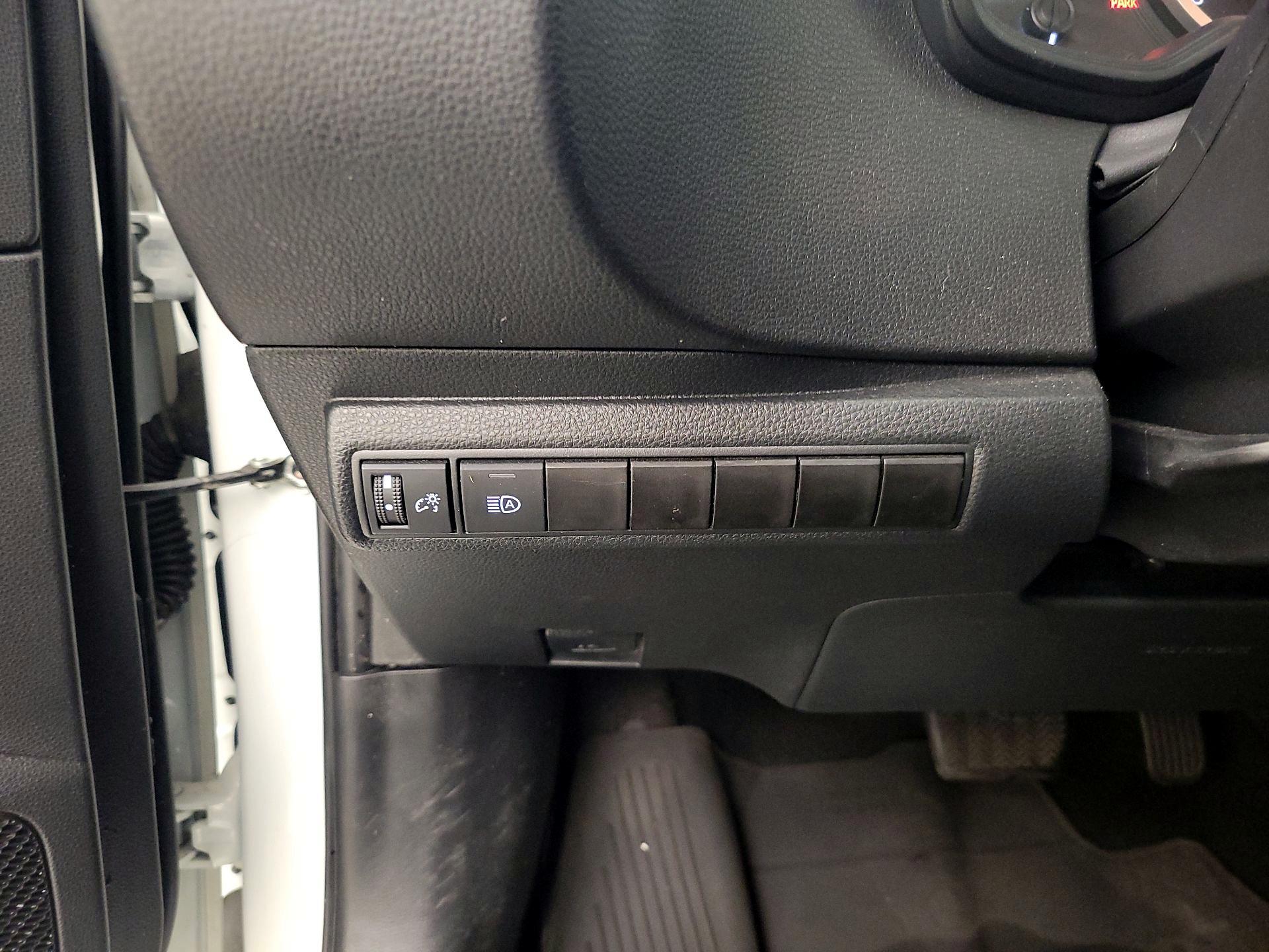 Thumbnail: 2021 Toyota Corolla - 13