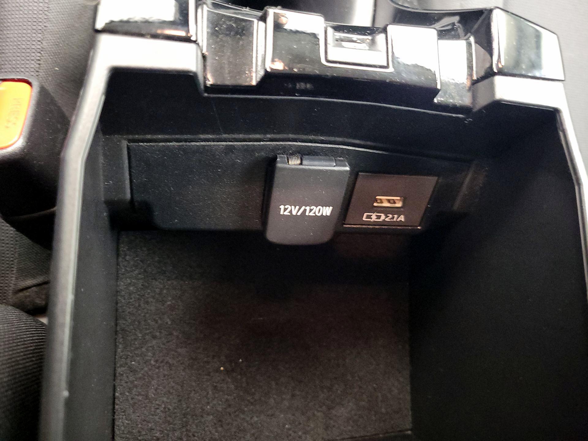 Thumbnail: 2021 Toyota Corolla - 18