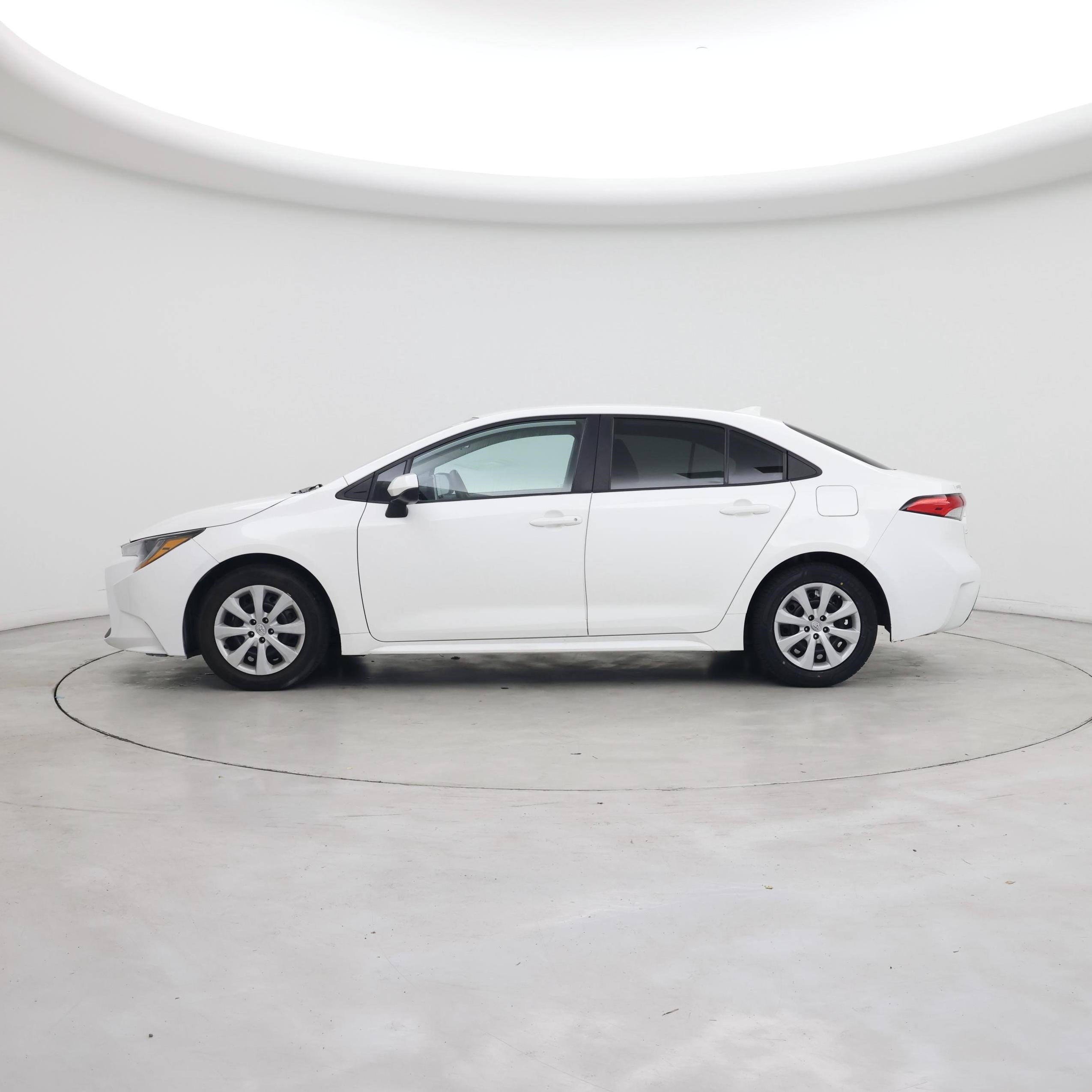 Thumbnail: 2021 Toyota Corolla - 3