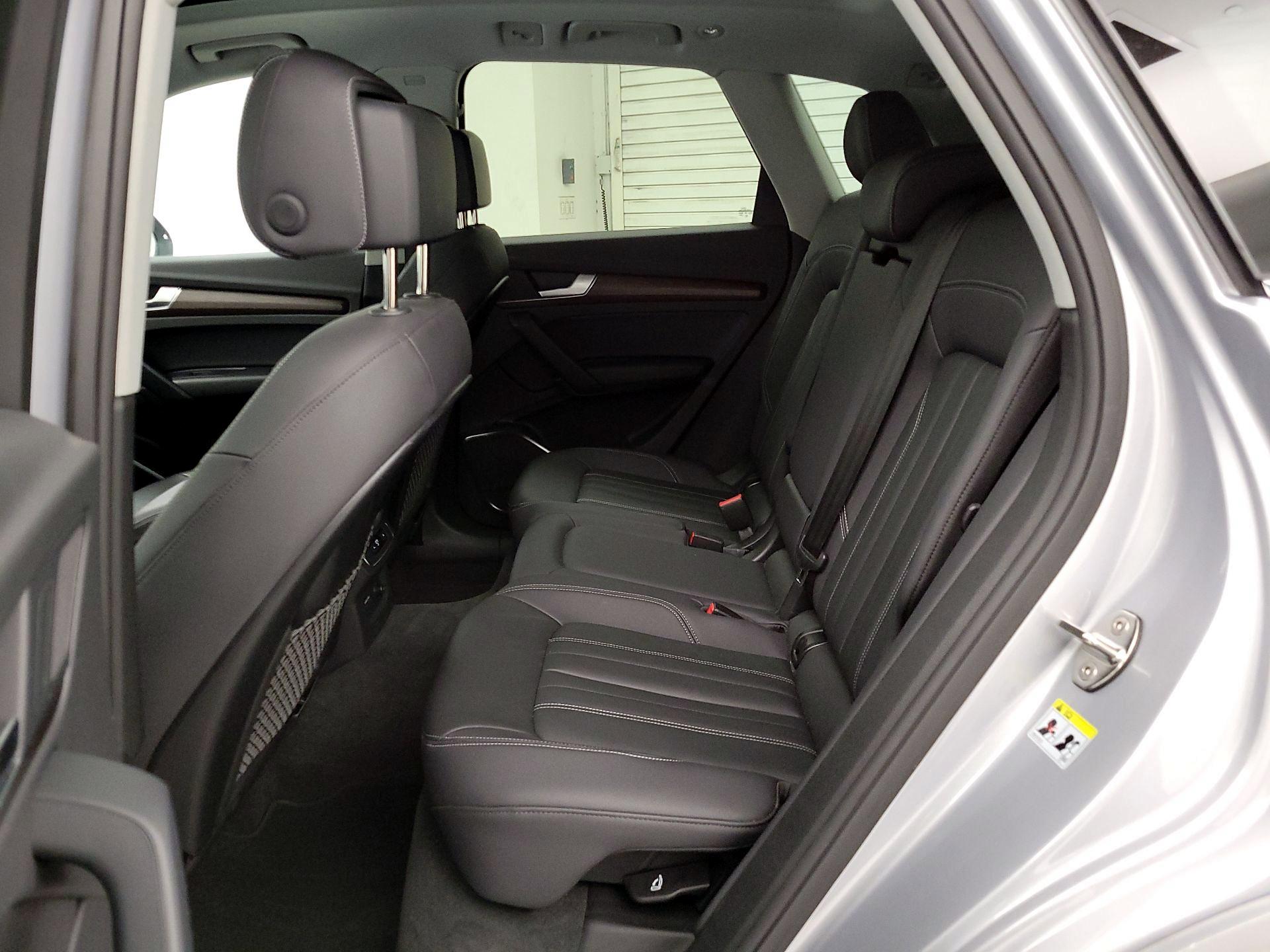 Thumbnail: 2023 Audi Q5 - 20