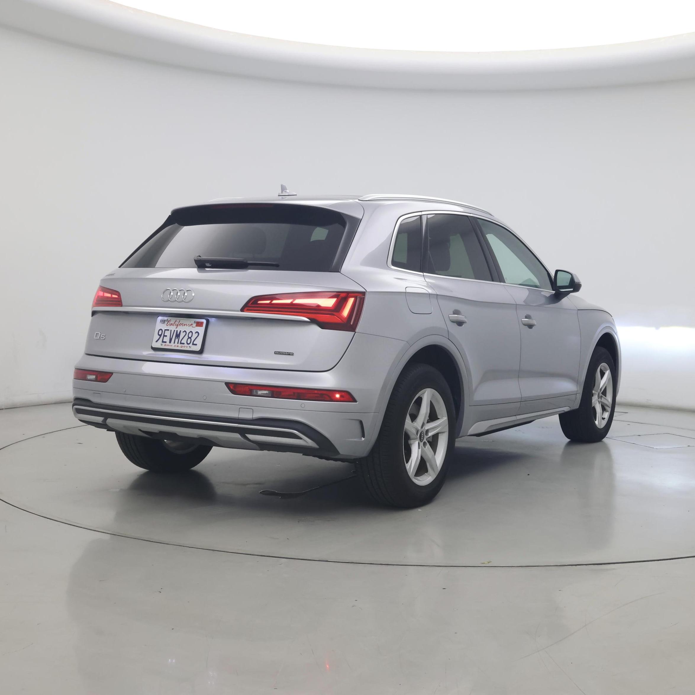 Thumbnail: 2023 Audi Q5 - 8