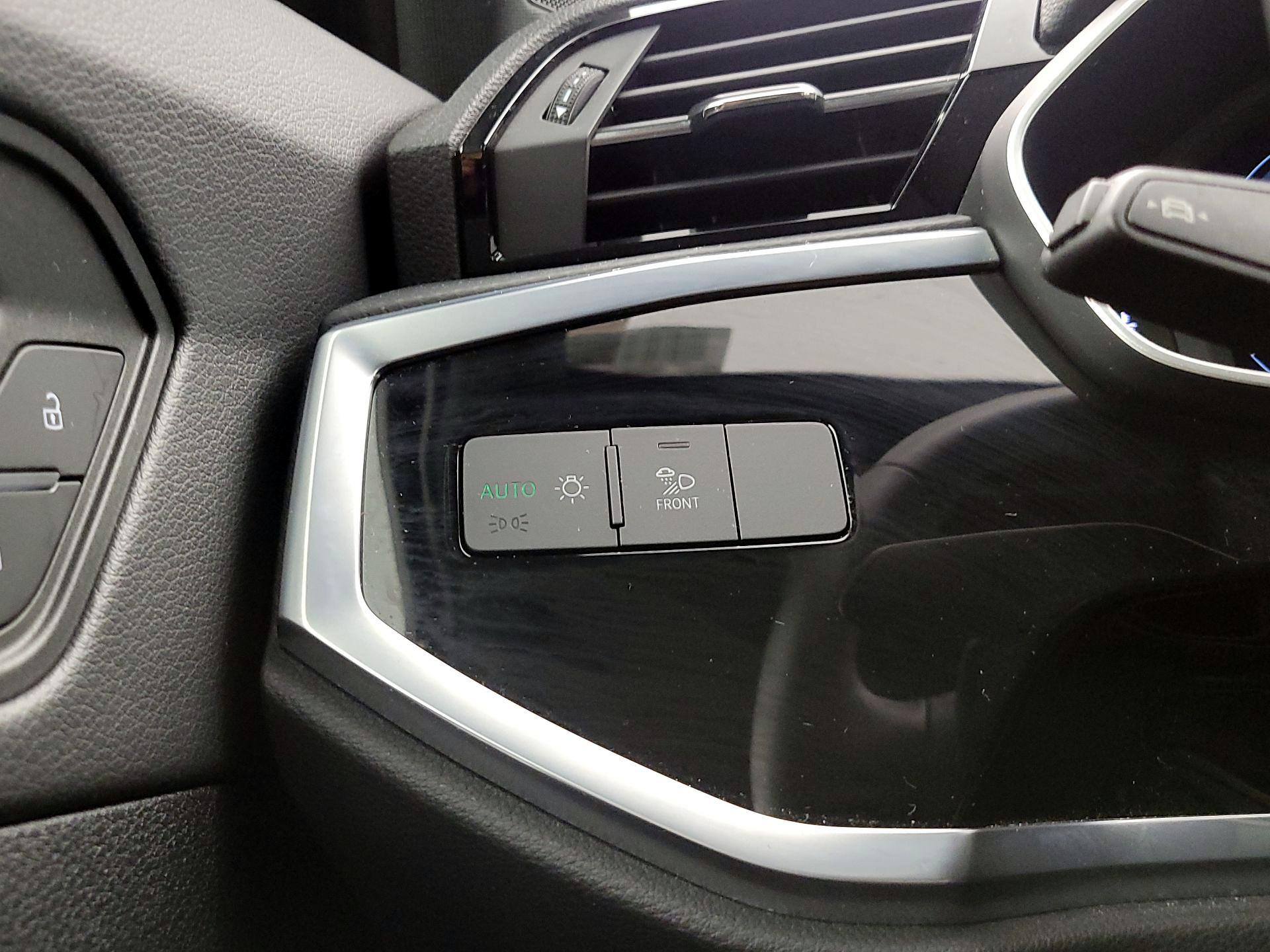 Thumbnail: 2022 Audi Q3 - 13