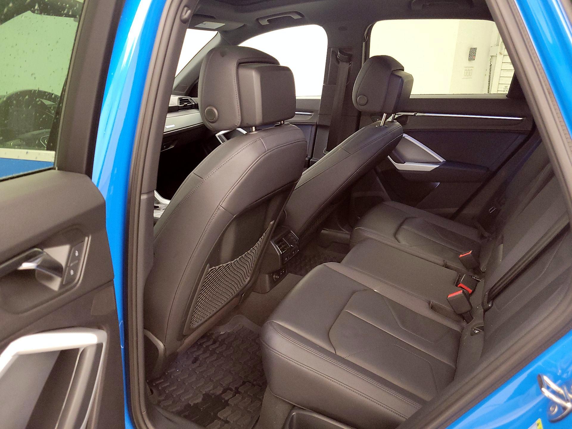 Thumbnail: 2022 Audi Q3 - 20