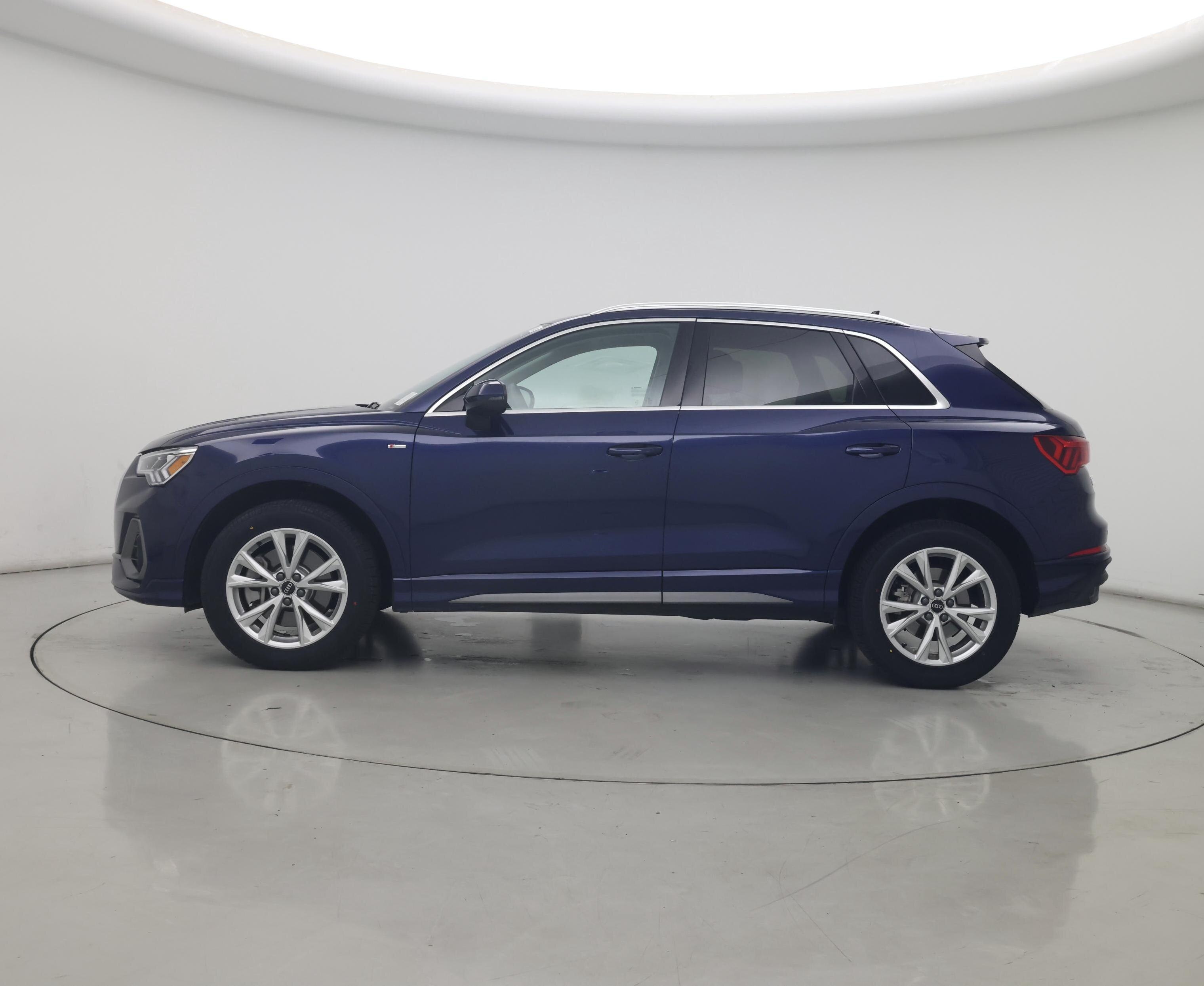 Thumbnail: 2023 Audi Q3 - 3