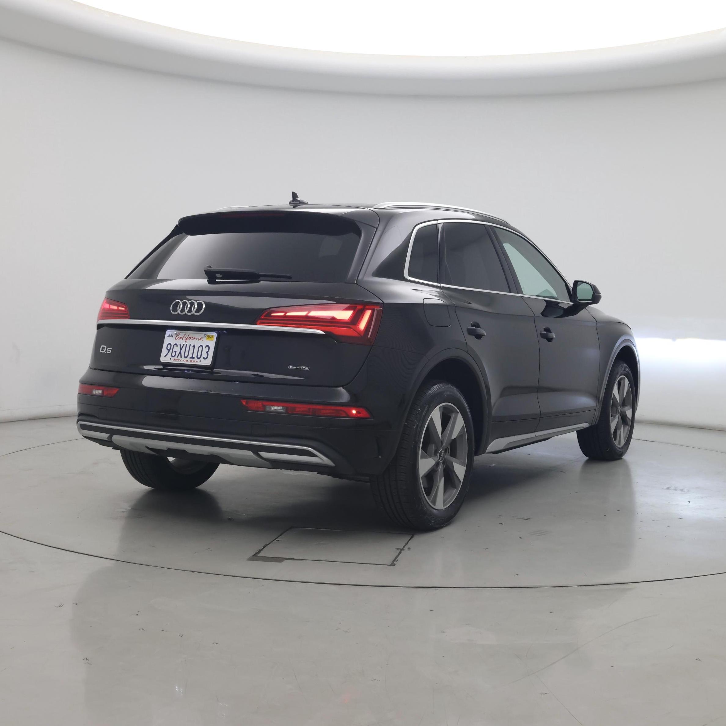 Thumbnail: 2023 Audi Q5 - 8