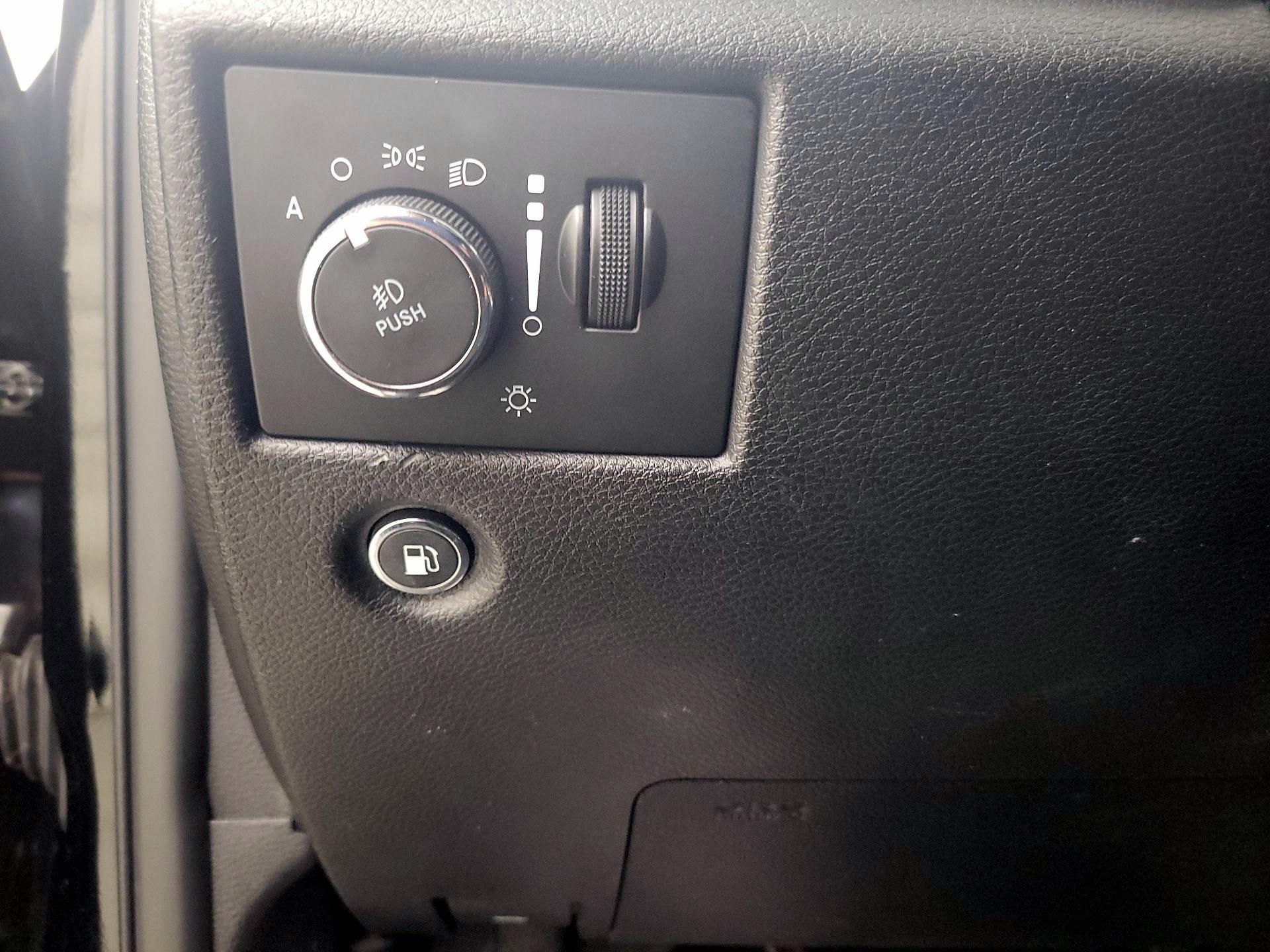 Thumbnail: 2019 Jeep Grand Cherokee - 13