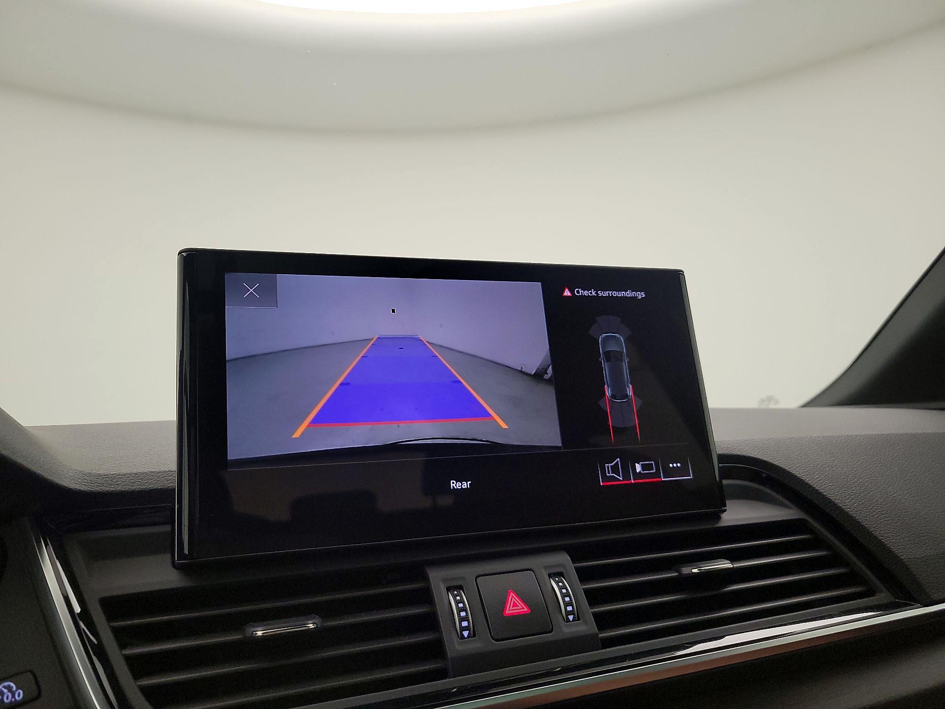 Thumbnail: 2023 Audi Q5 - 15