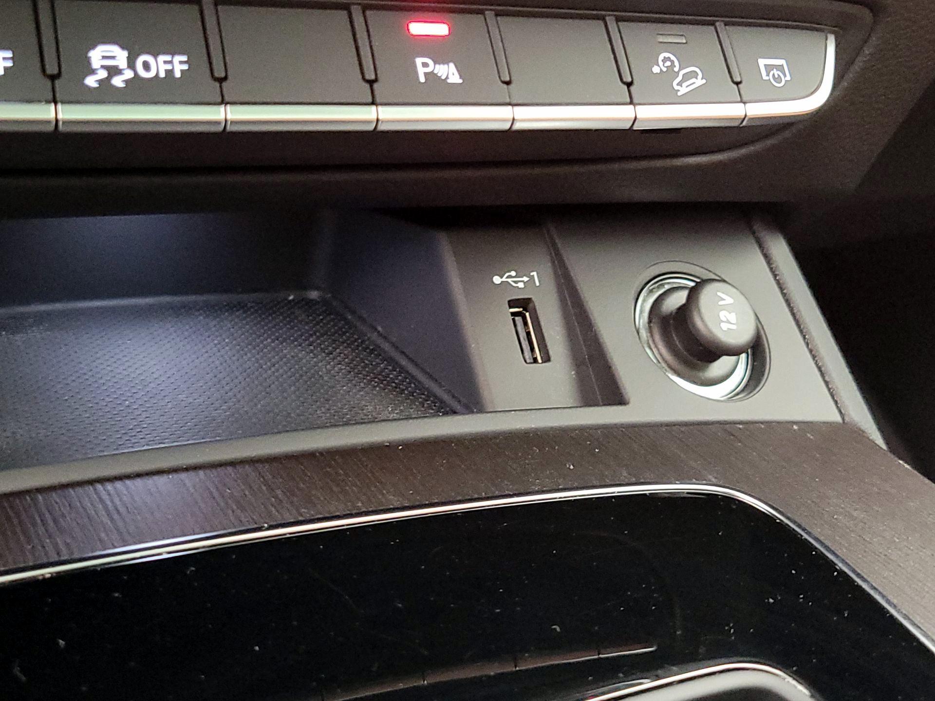 Thumbnail: 2023 Audi Q5 - 19