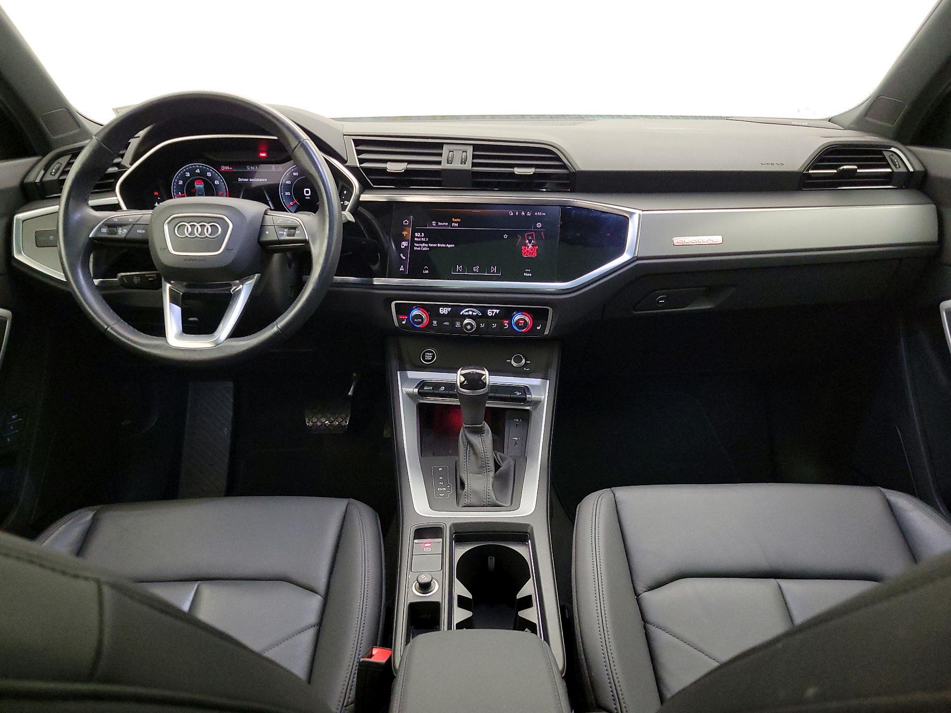 Thumbnail: 2023 Audi Q3 - 9