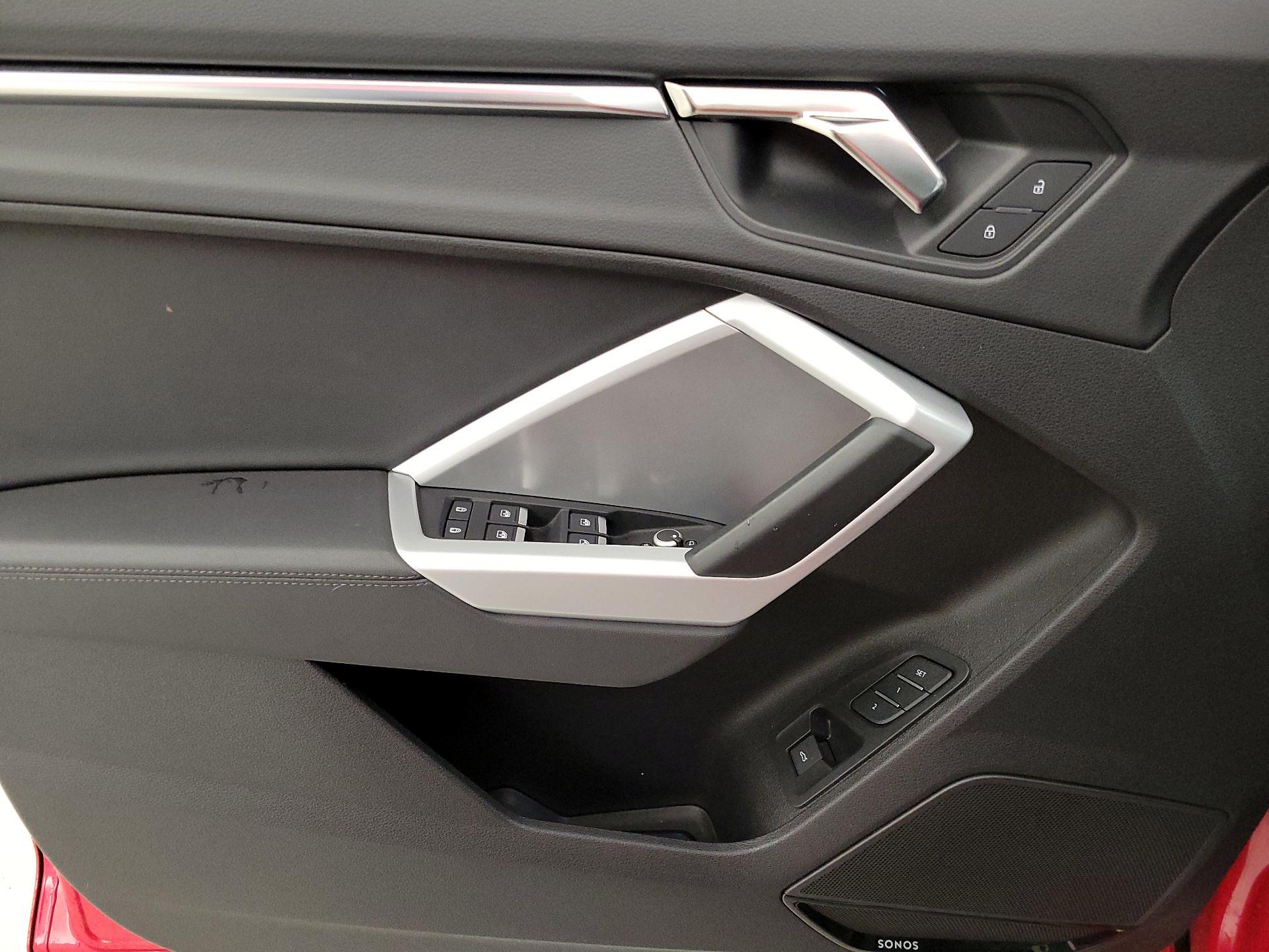 Thumbnail: 2023 Audi Q3 - 12