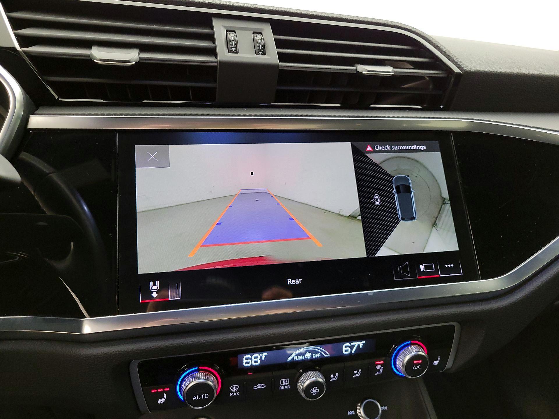 Thumbnail: 2023 Audi Q3 - 14