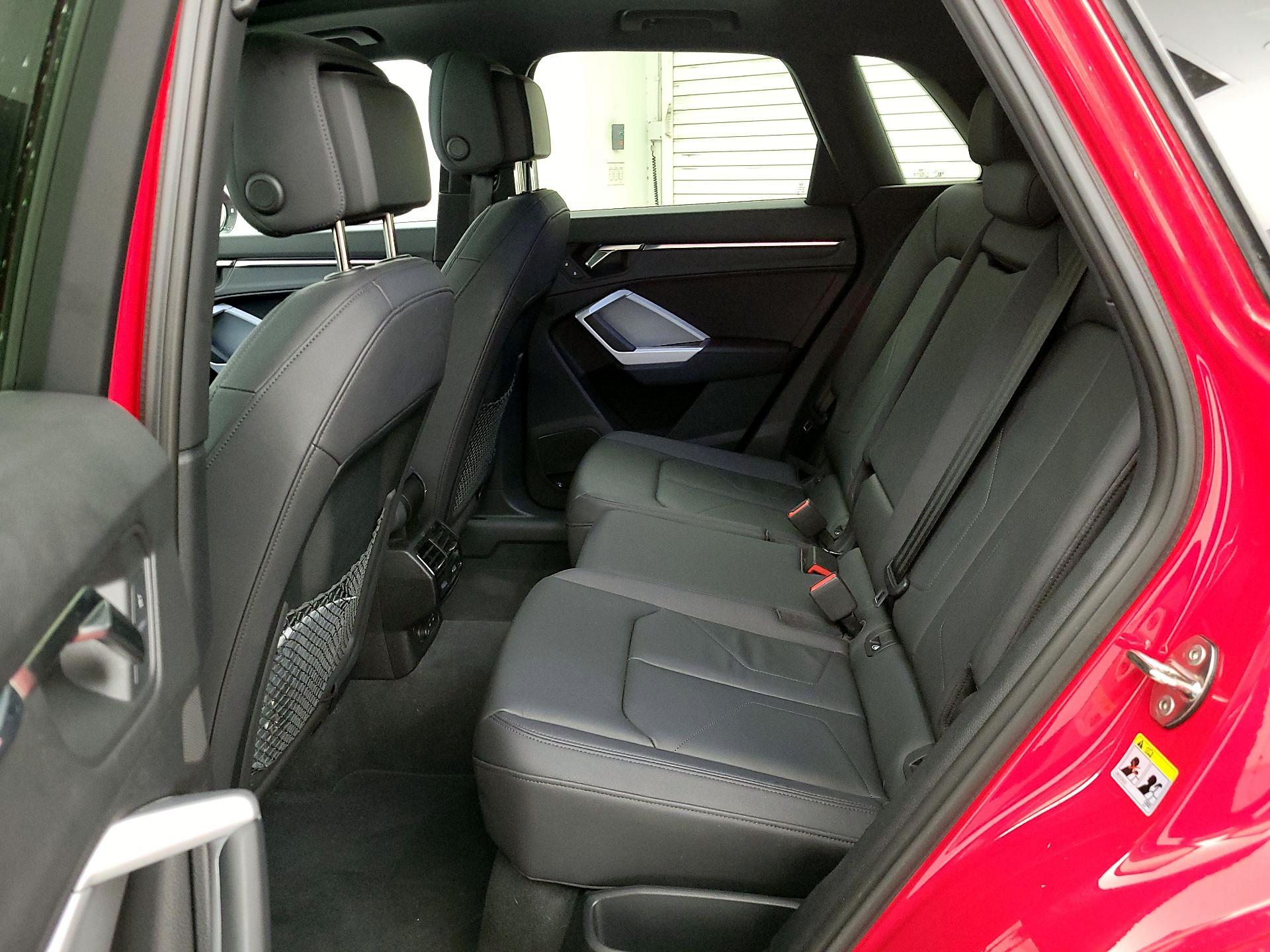 Thumbnail: 2023 Audi Q3 - 20