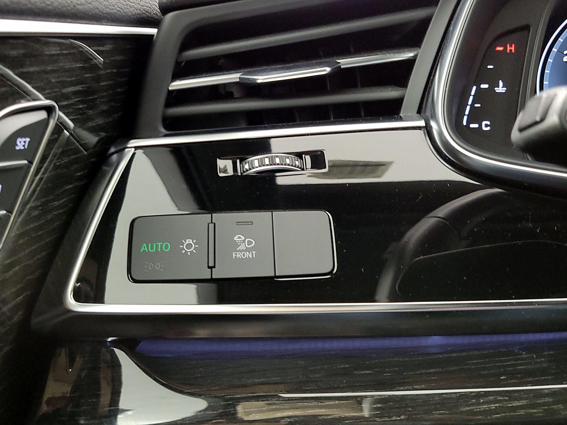 Thumbnail: 2022 Audi Q7 - 13