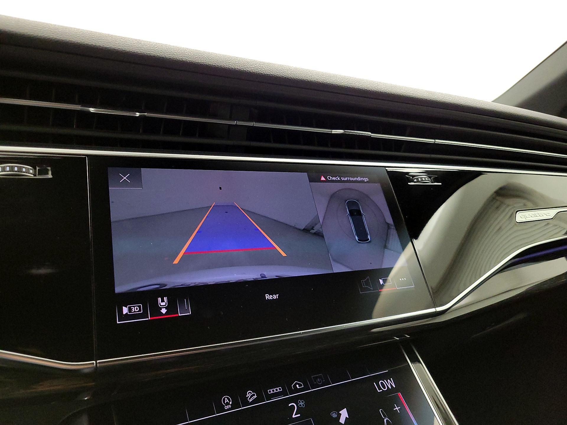 Thumbnail: 2022 Audi Q7 - 15