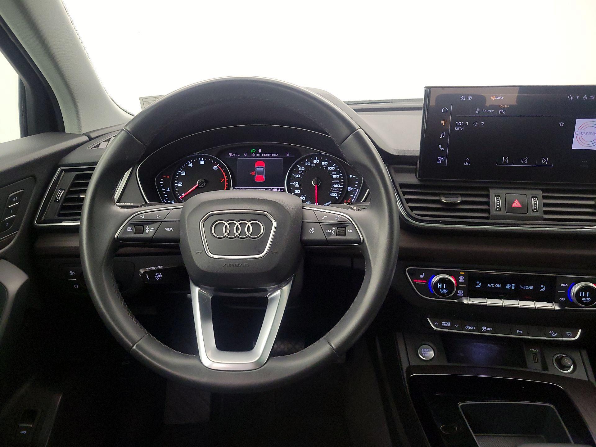 Thumbnail: 2022 Audi Q5 - 10