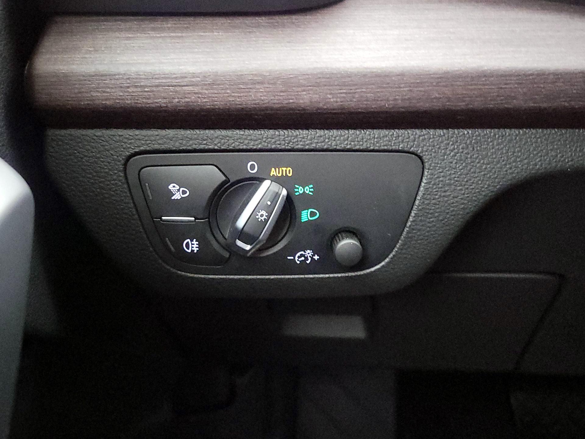 Thumbnail: 2022 Audi Q5 - 13