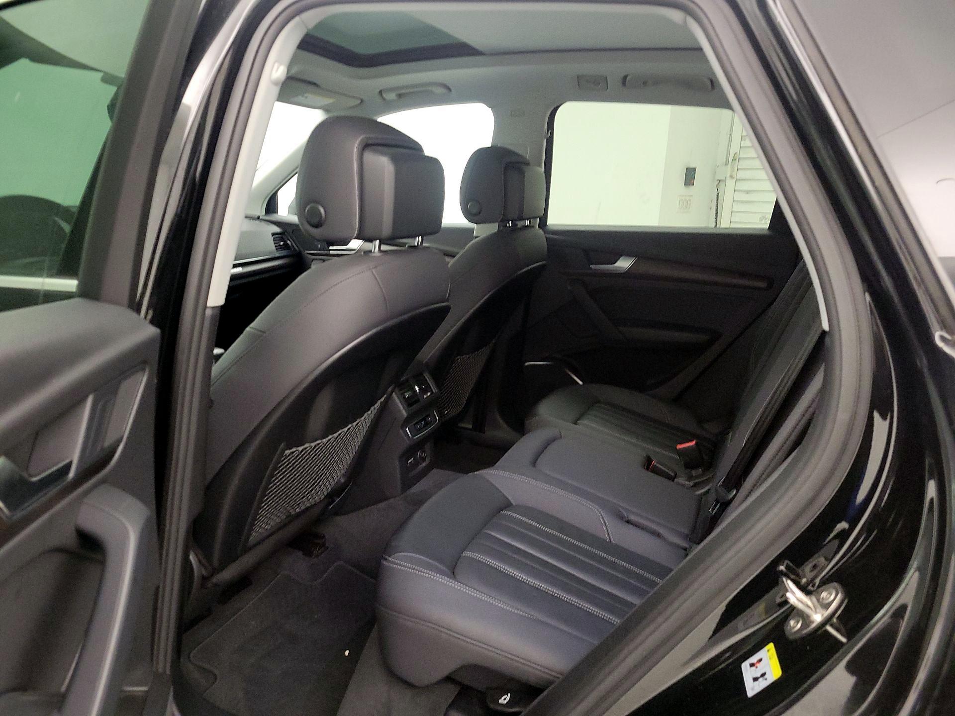 Thumbnail: 2022 Audi Q5 - 20