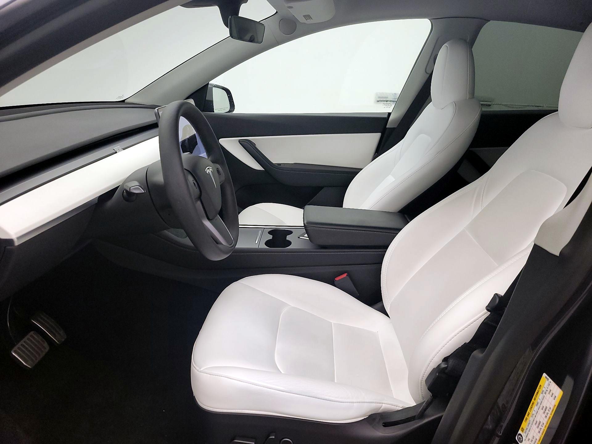 Thumbnail: 2022 Tesla Model Y - 11