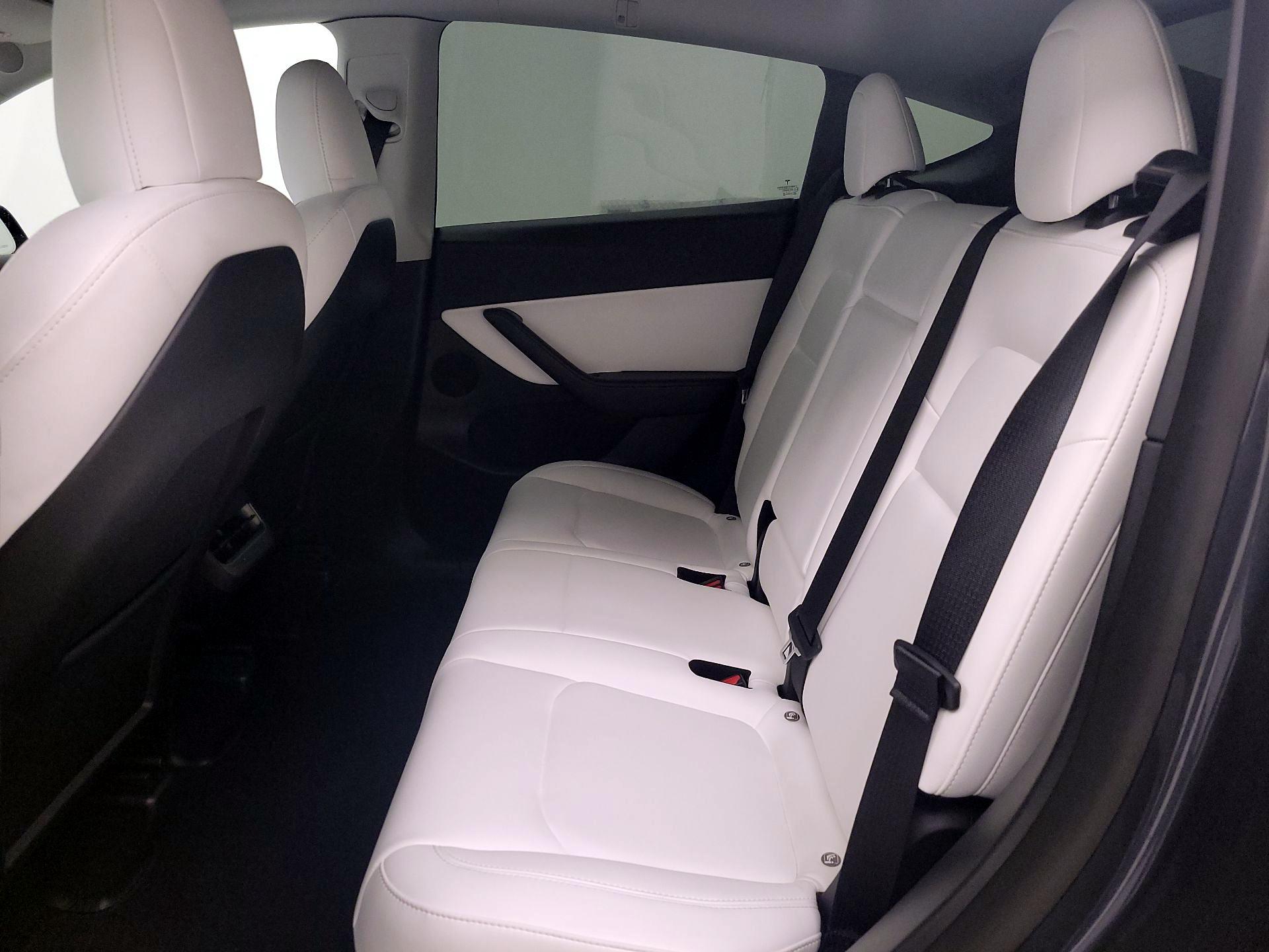 Thumbnail: 2022 Tesla Model Y - 18