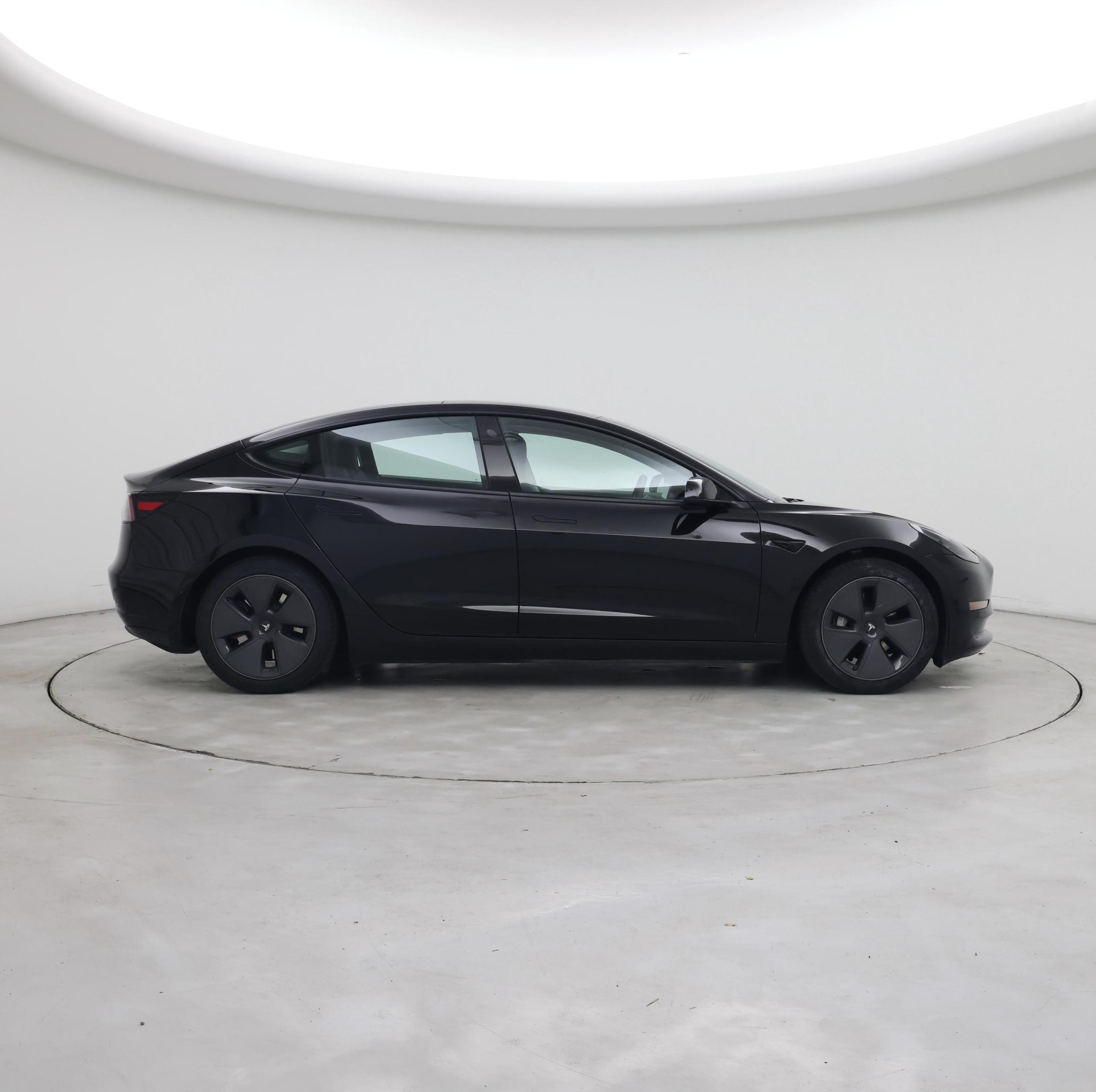 Thumbnail: 2021 Tesla Model 3 - 7