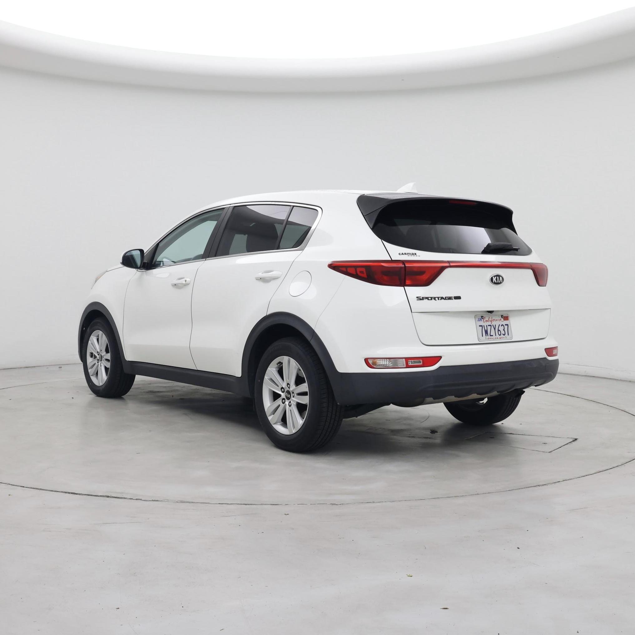 Thumbnail: 2017 Kia Sportage - 2