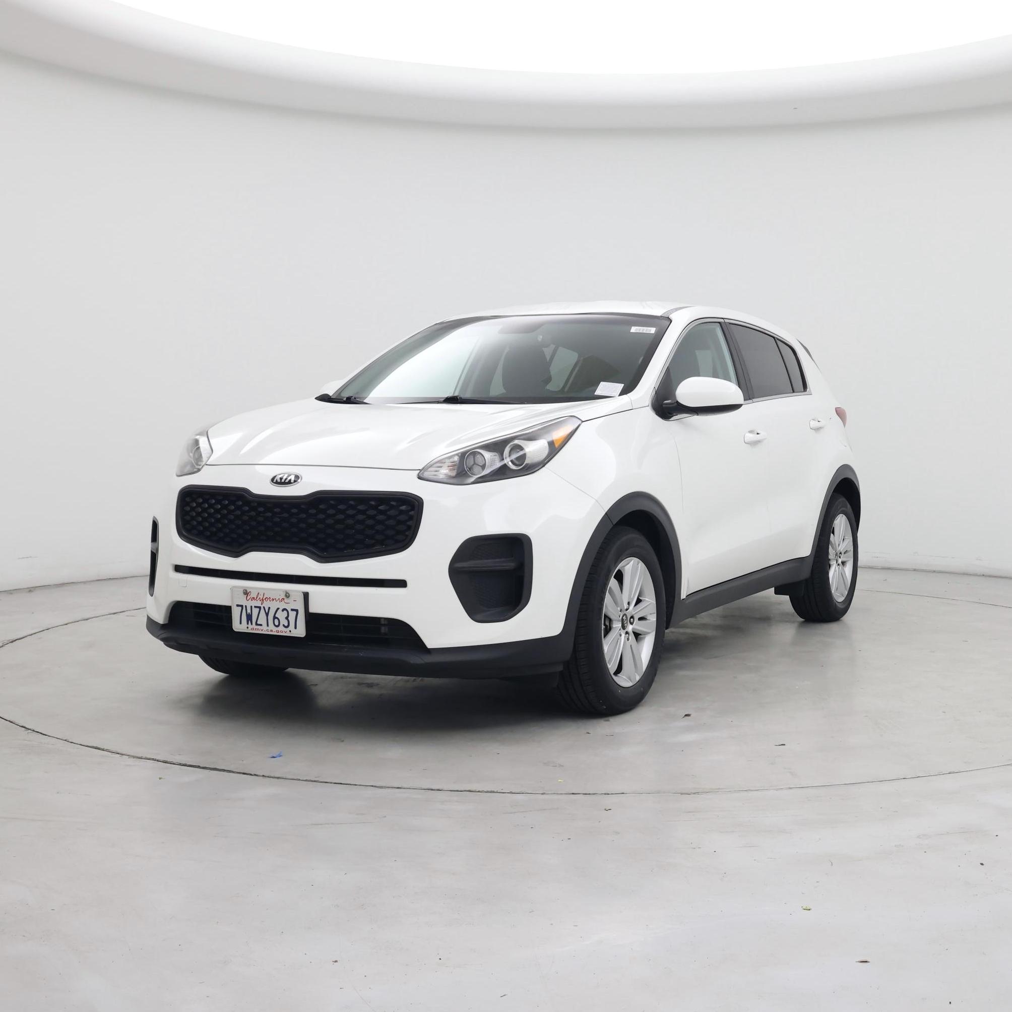 Thumbnail: 2017 Kia Sportage - 4